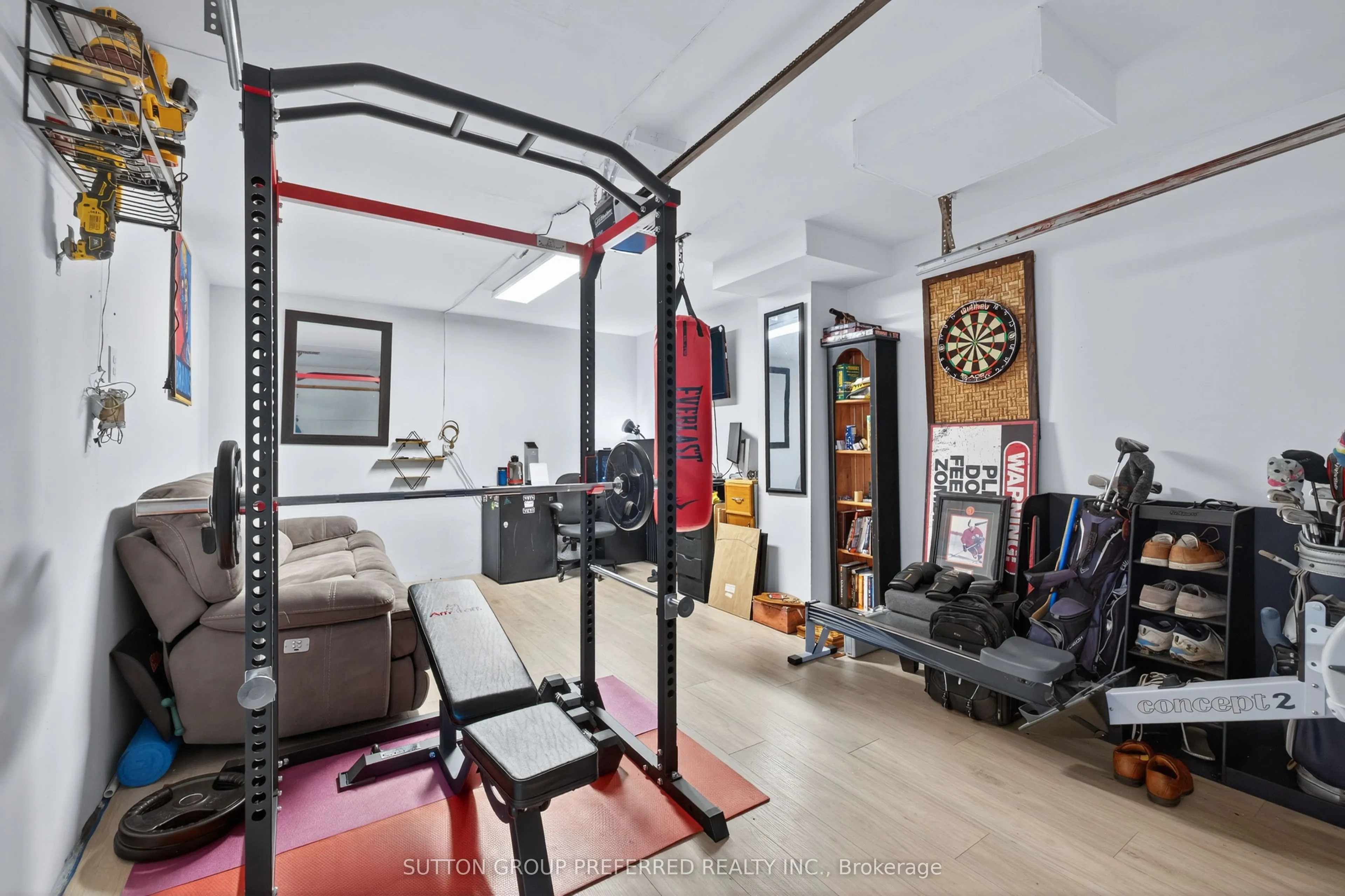 405 Everglade Crescent, #17