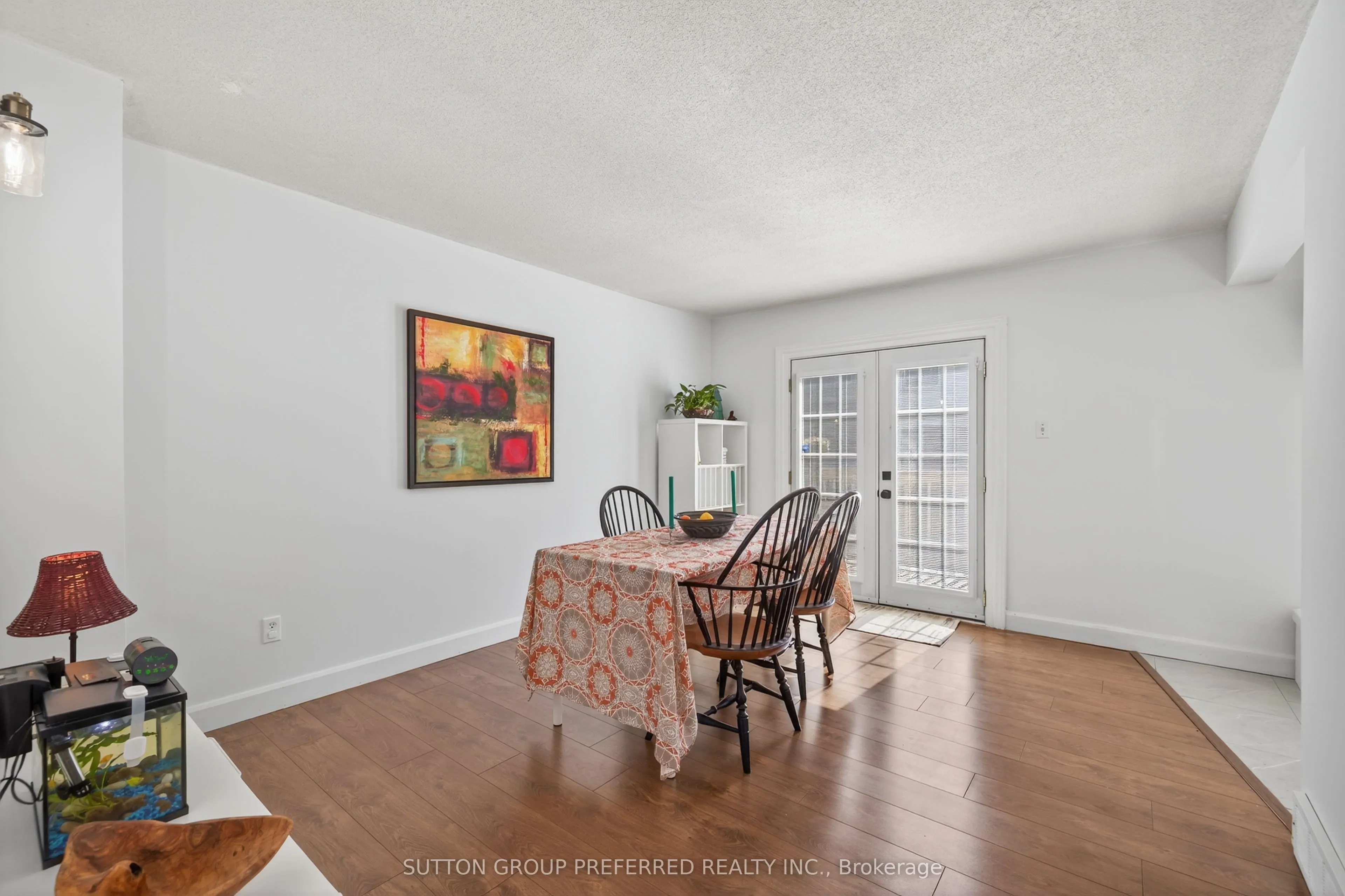 405 Everglade Crescent, #17