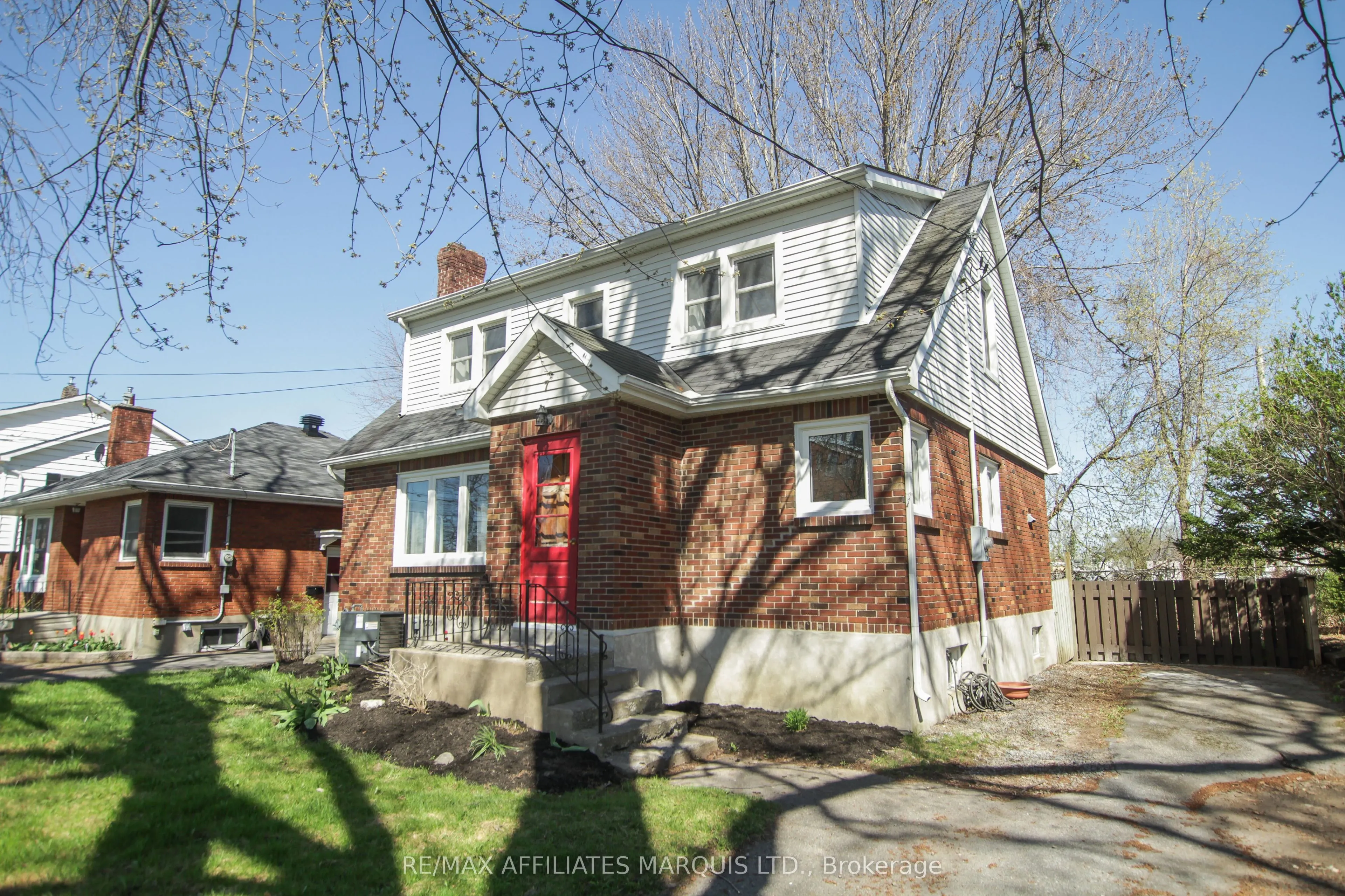 7 Old Orchard Avenue