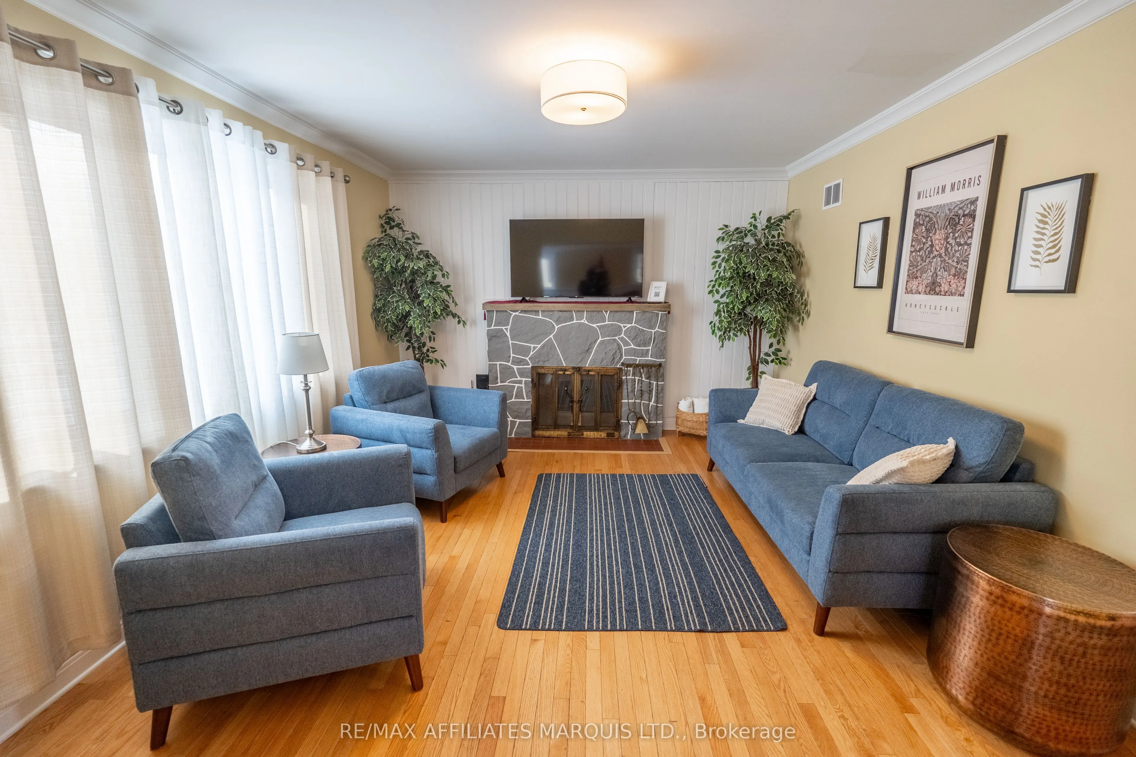 7 Old Orchard Avenue