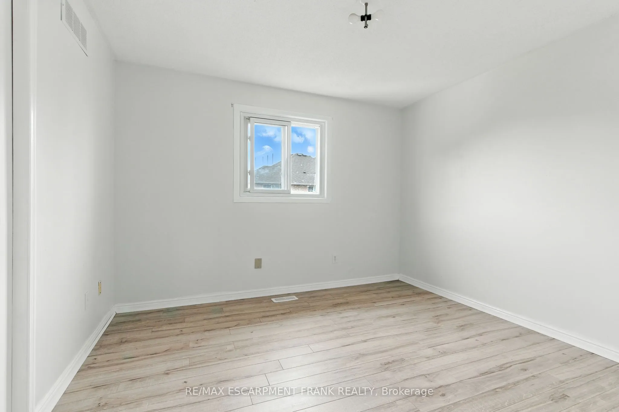 15 Gisele Drive