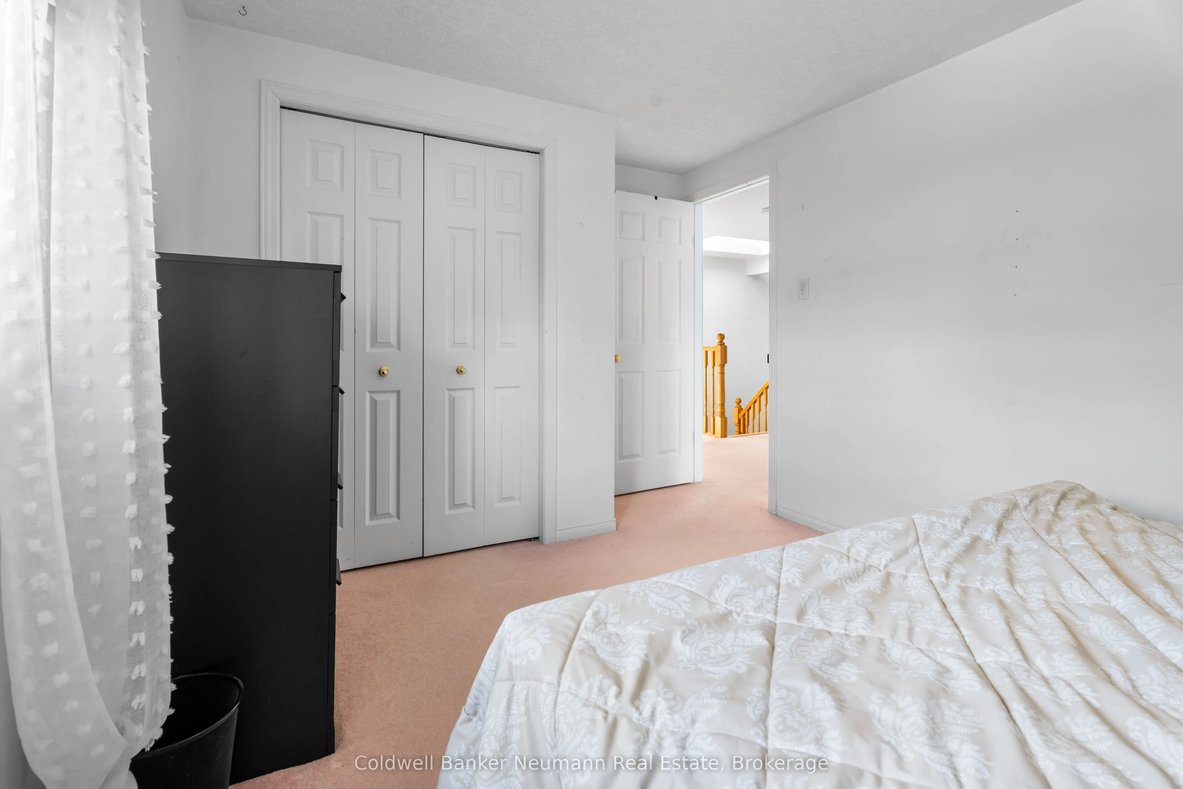 282 Imperial Road S