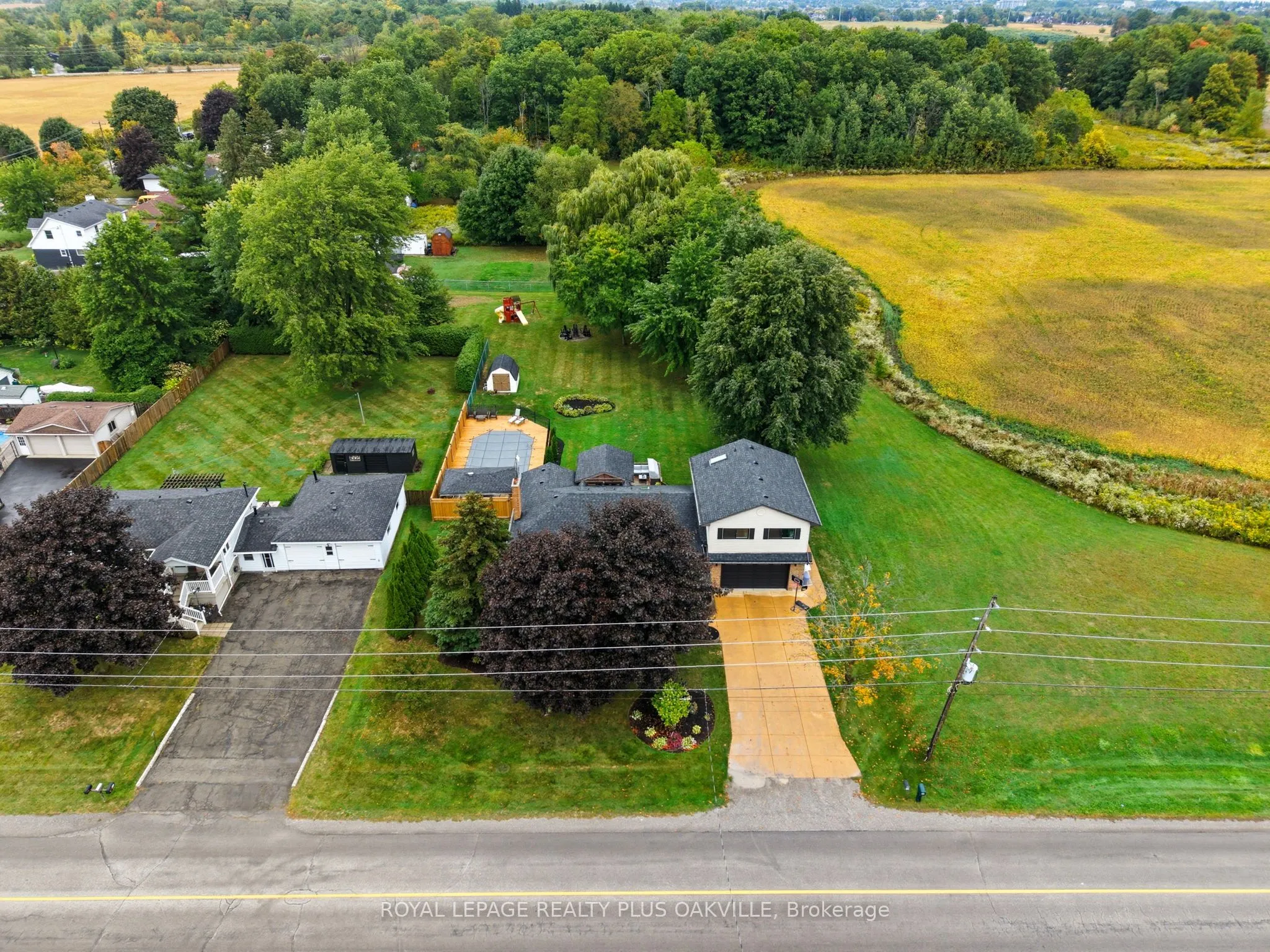9904 Dickenson Road W