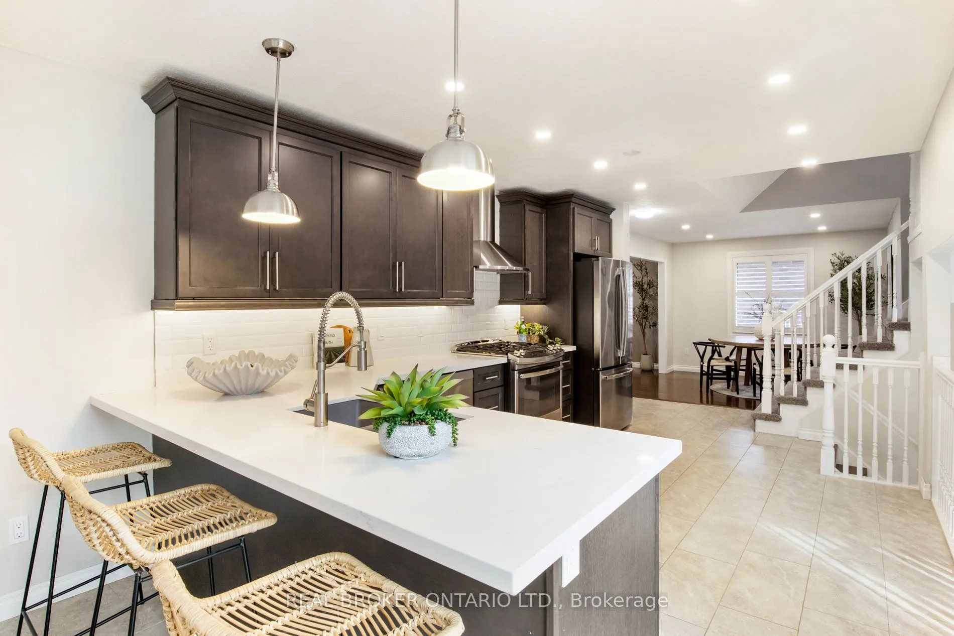 427 Dansbury Drive