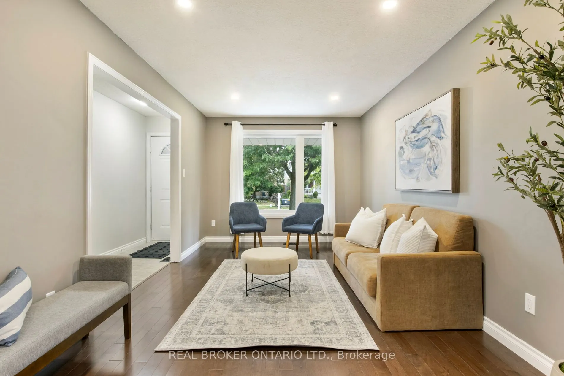 427 Dansbury Drive