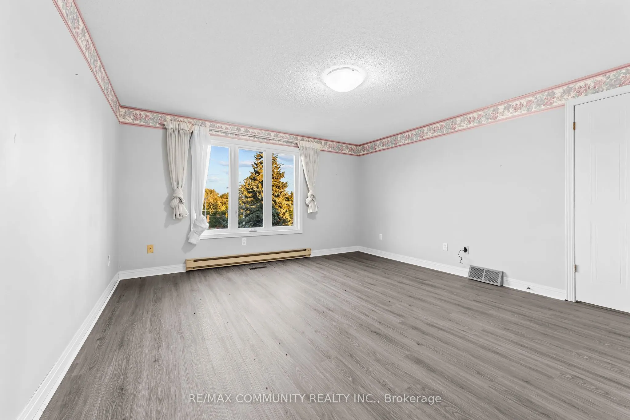 210-216 Homestead Crescent