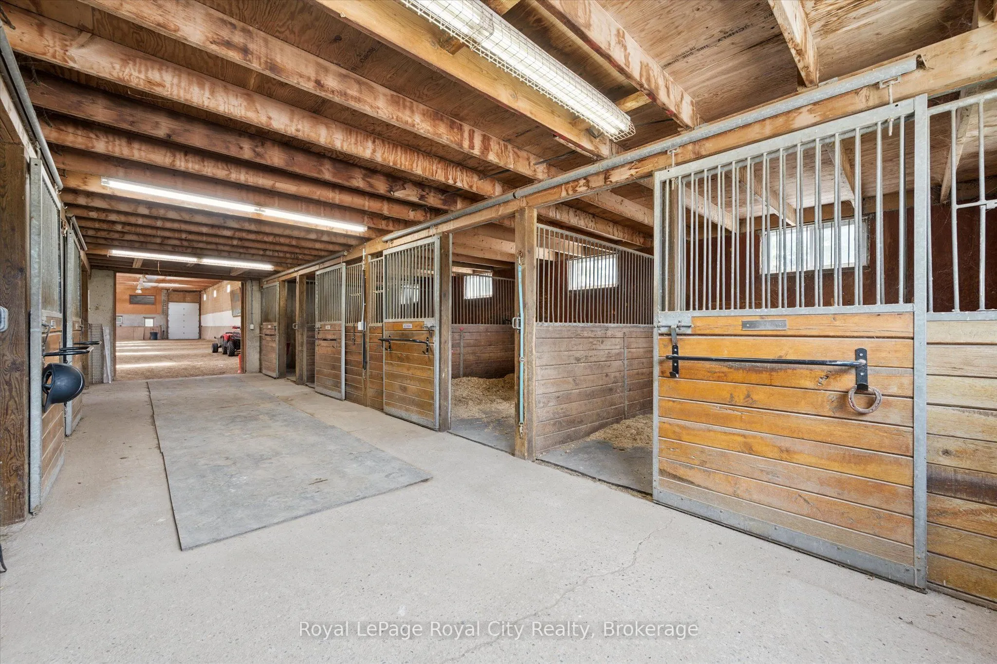 5072 Wellington Rd 32 Road