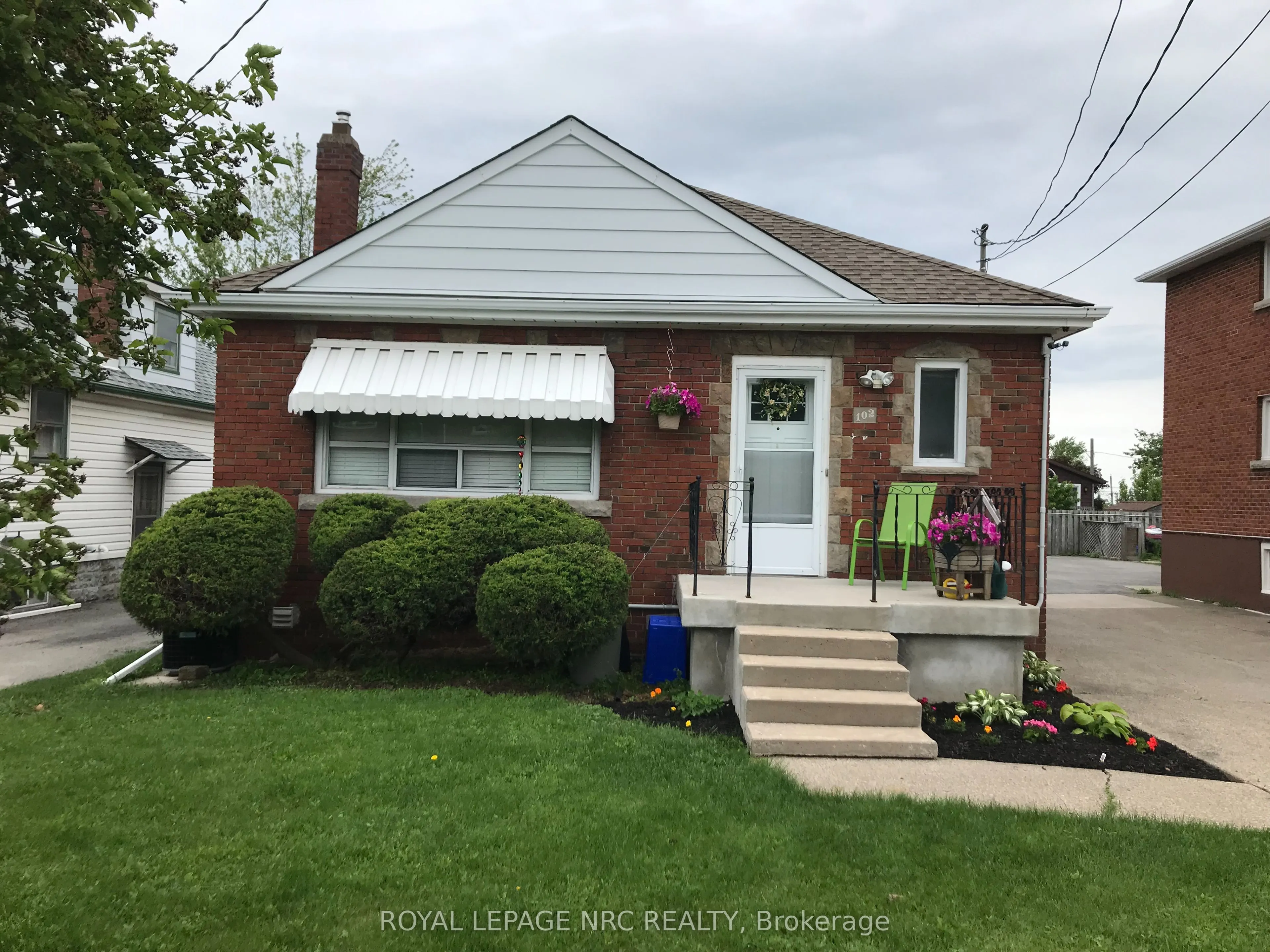 # 2 -102 Townline Rd. W. Road W, ##2