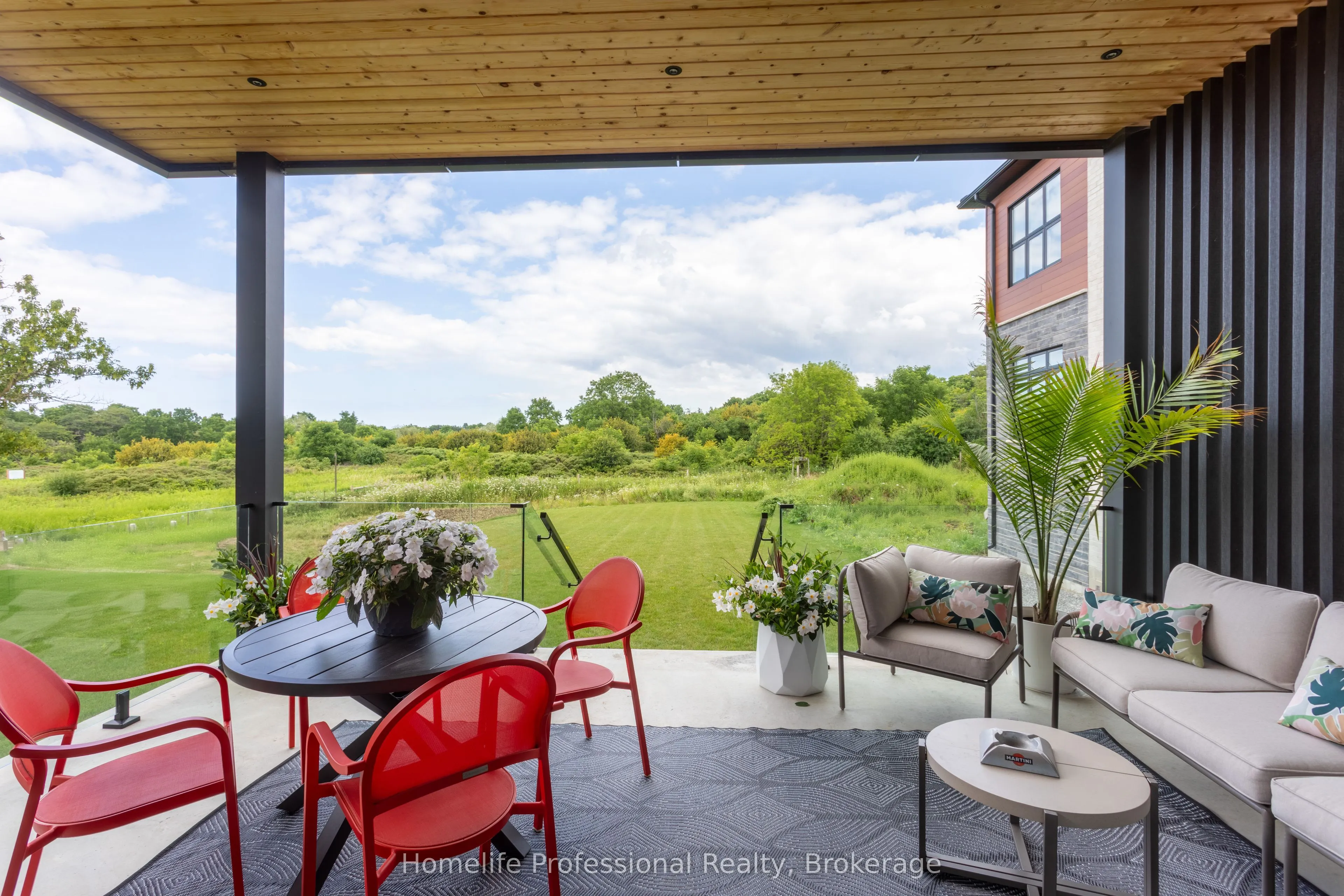 70 Upper Mount Albion Road