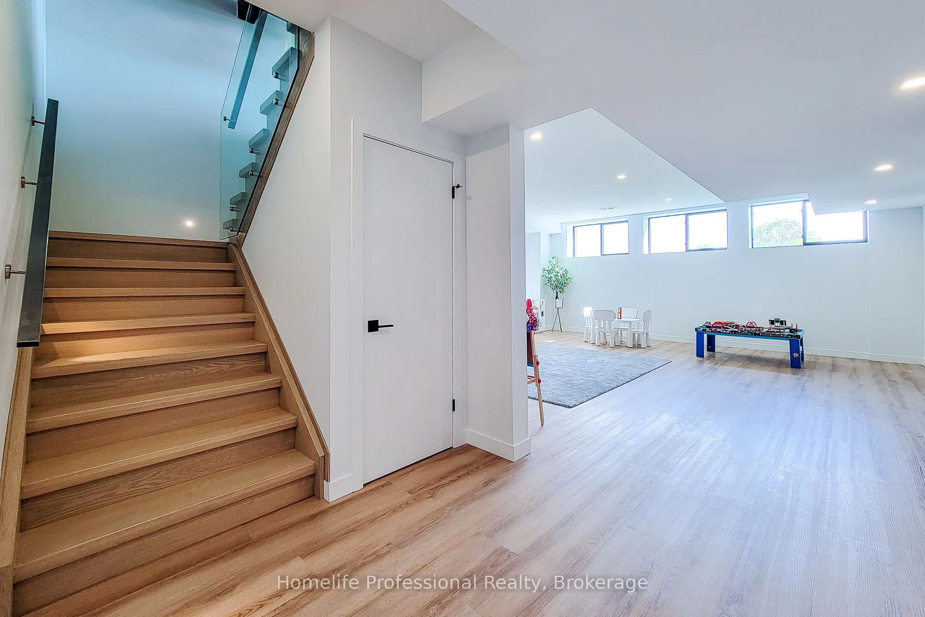 70 Upper Mount Albion Road