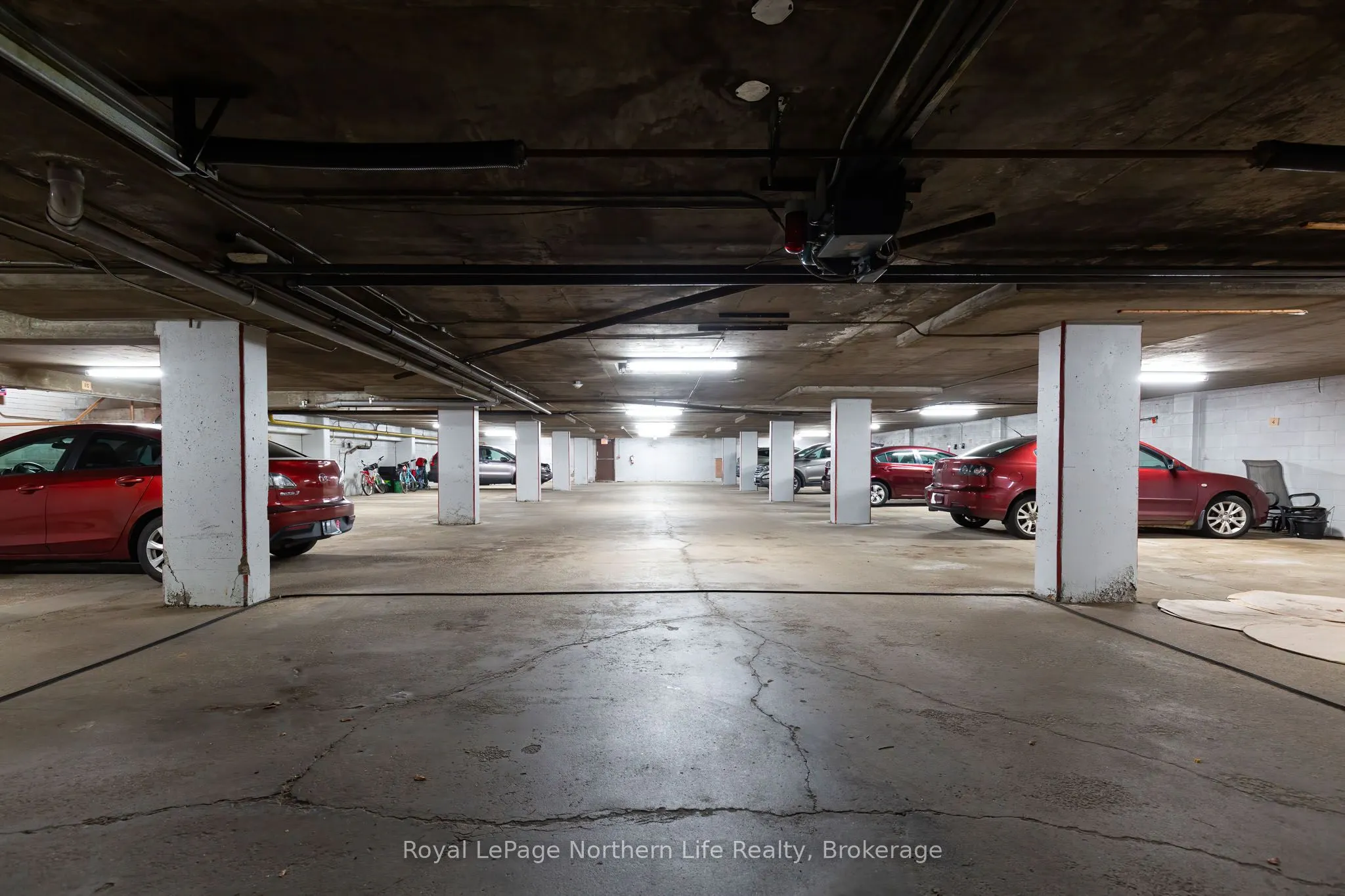 810 Main Street W, #204