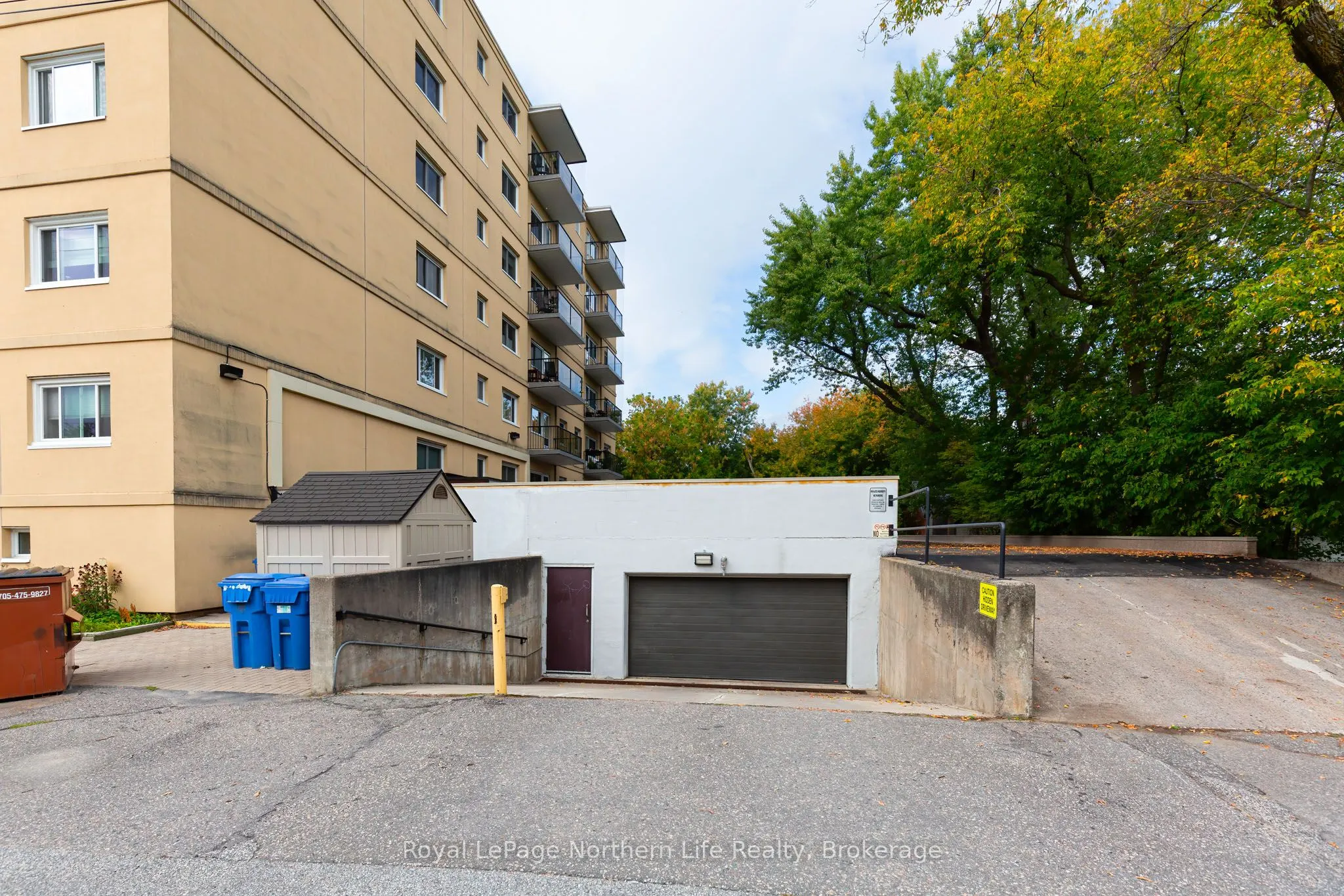 810 Main Street W, #204