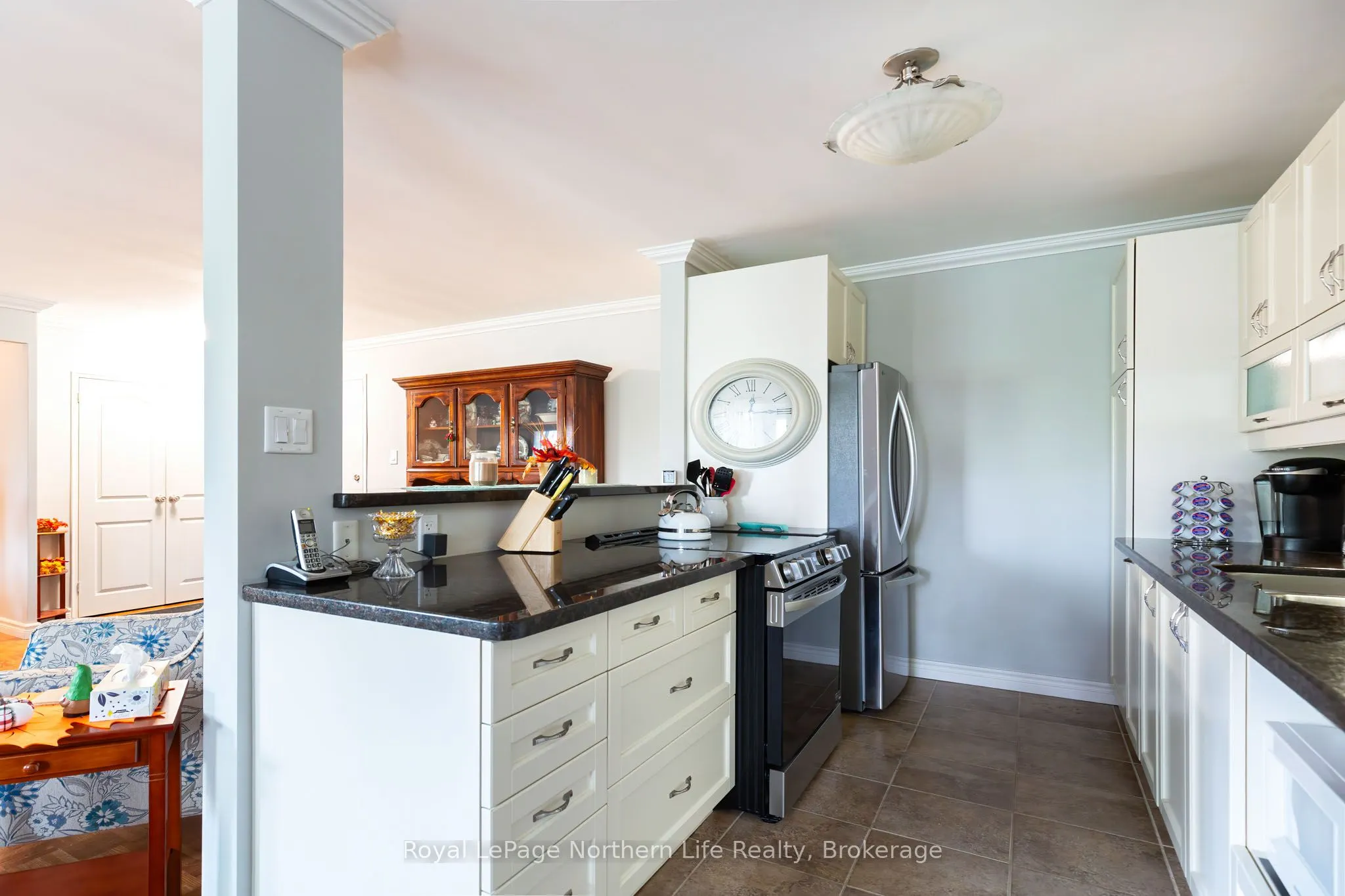 810 Main Street W, #204