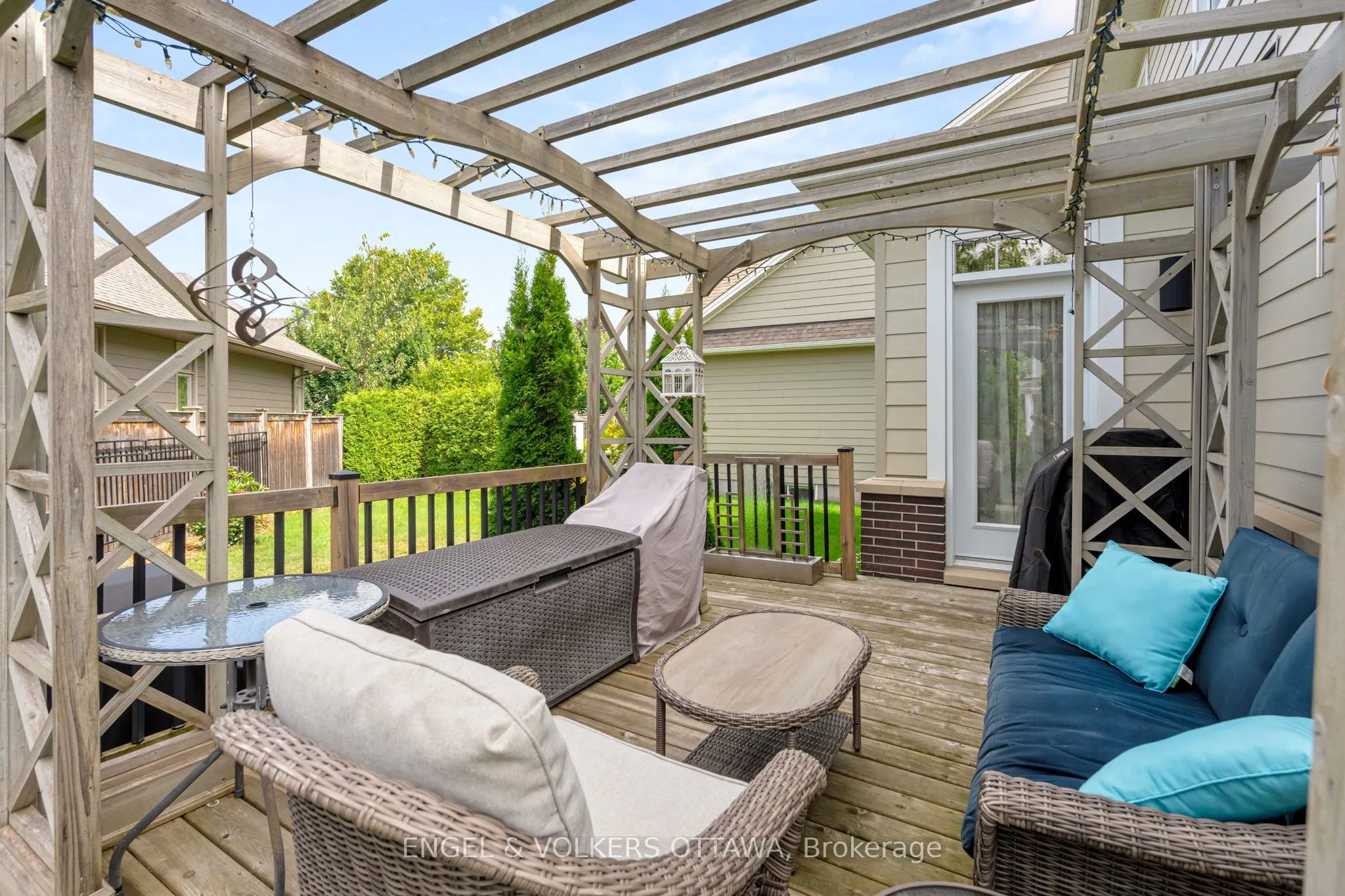 27 Esquimault Avenue
