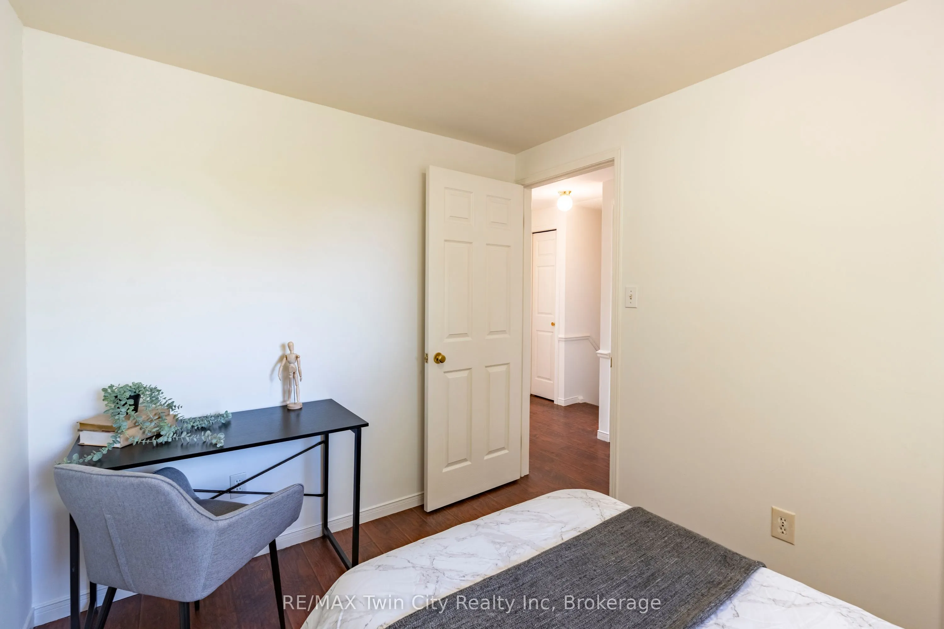 47 Dawn Crescent
