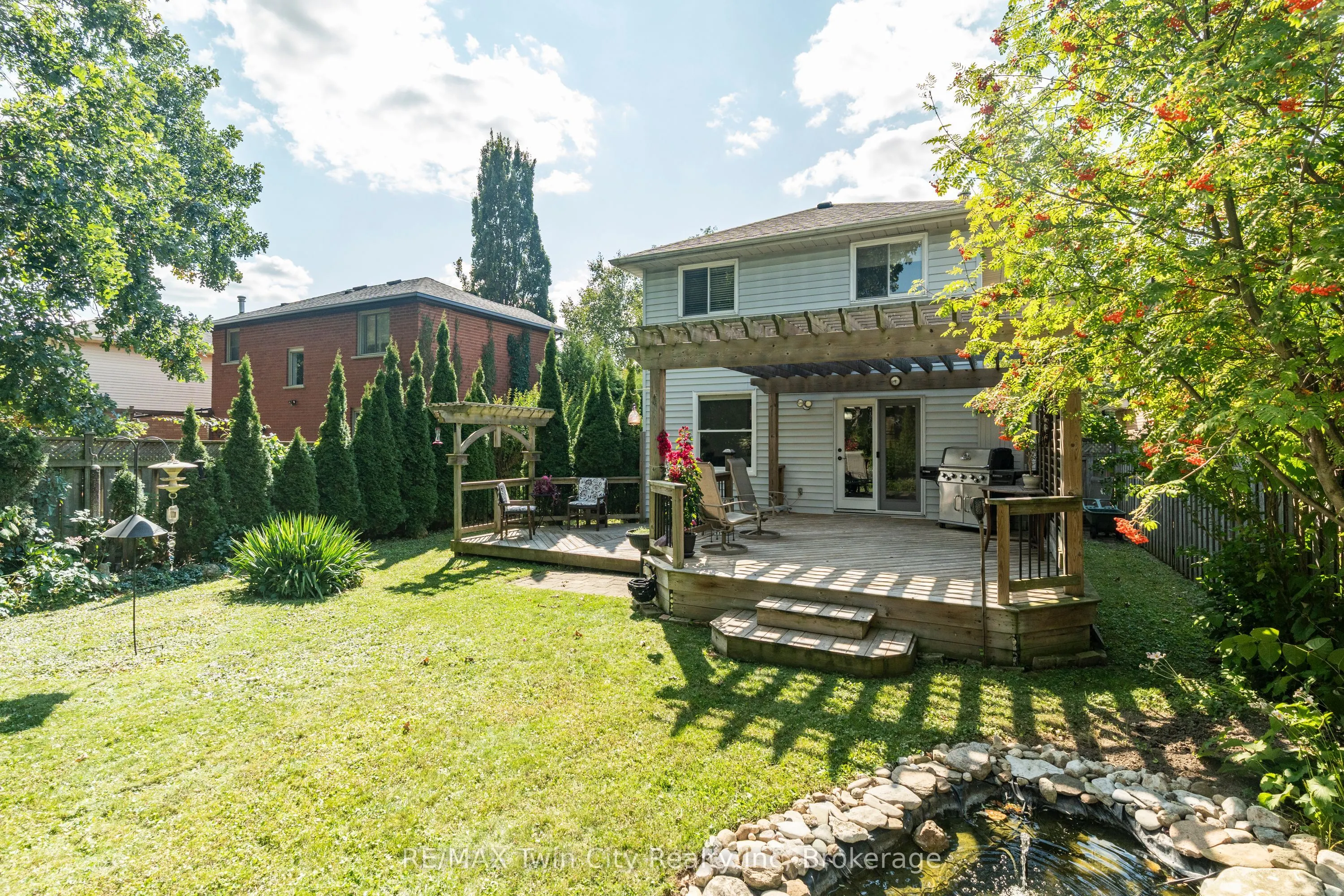 47 Dawn Crescent