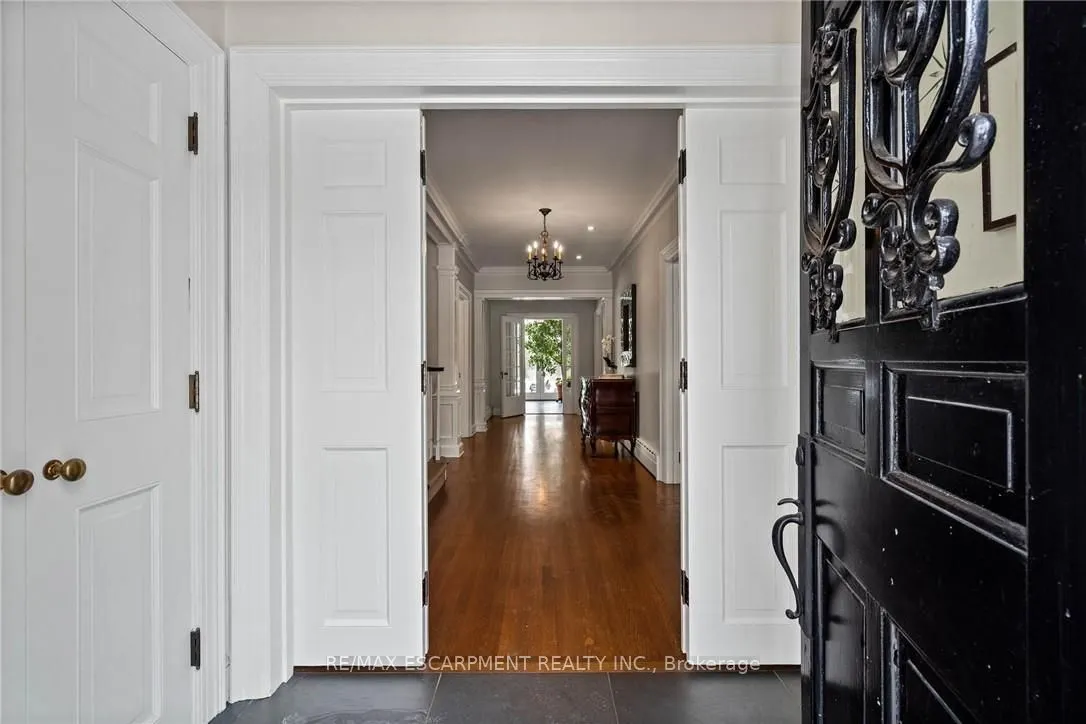 5 Mayfair Place