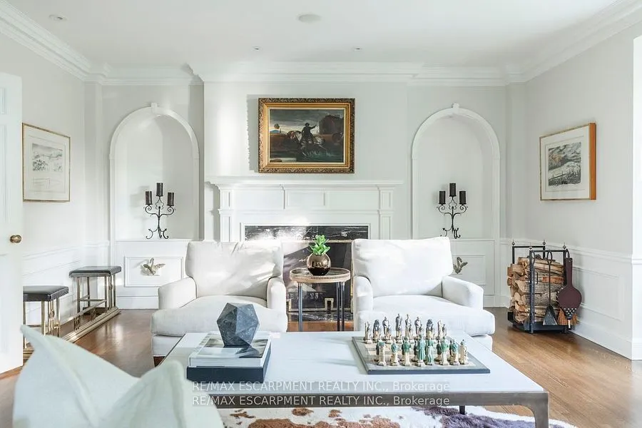 5 Mayfair Place