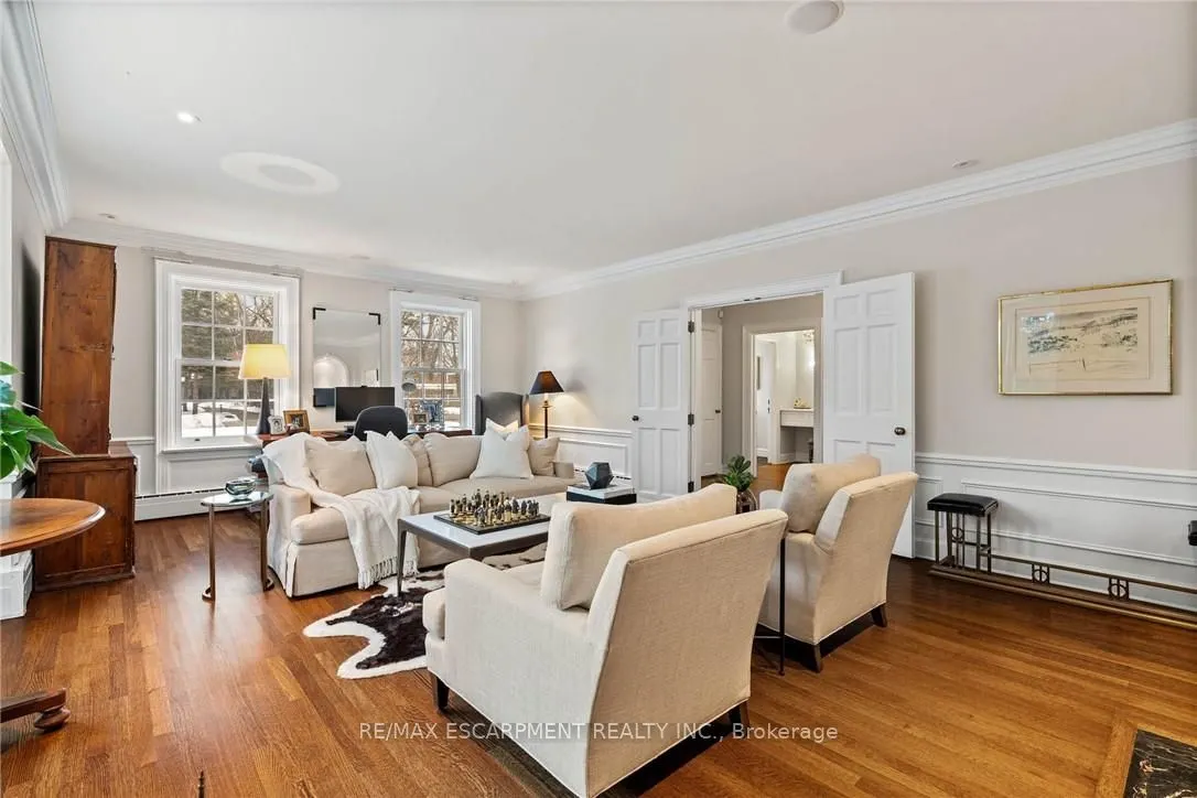 5 Mayfair Place