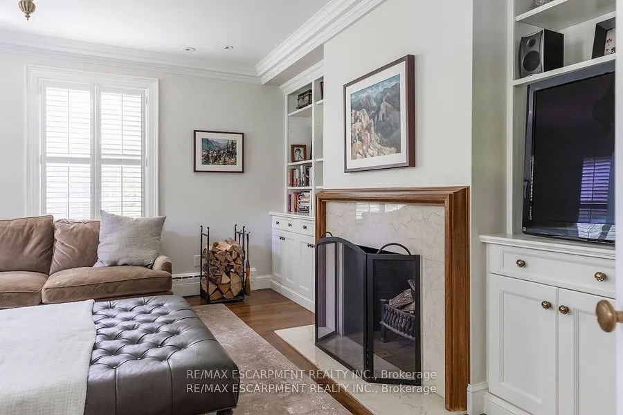 5 Mayfair Place