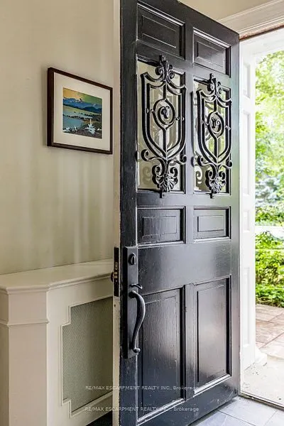 5 Mayfair Place