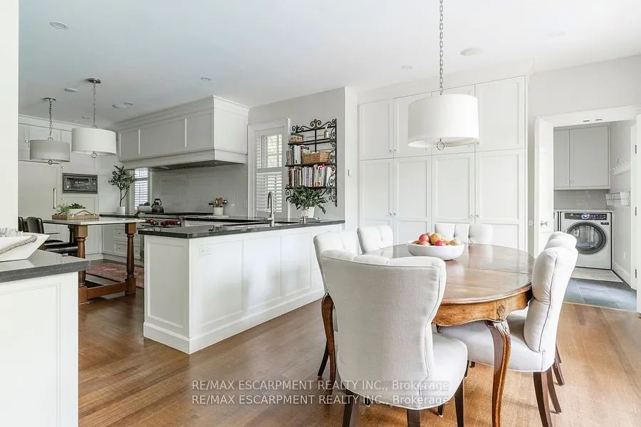 5 Mayfair Place