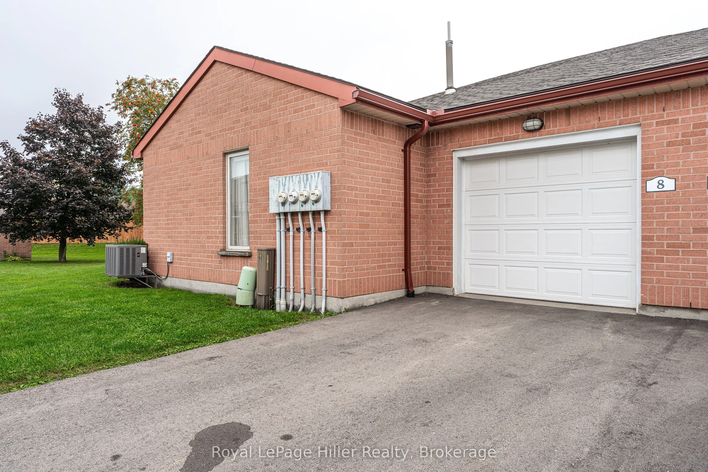 300 John Street S, #8