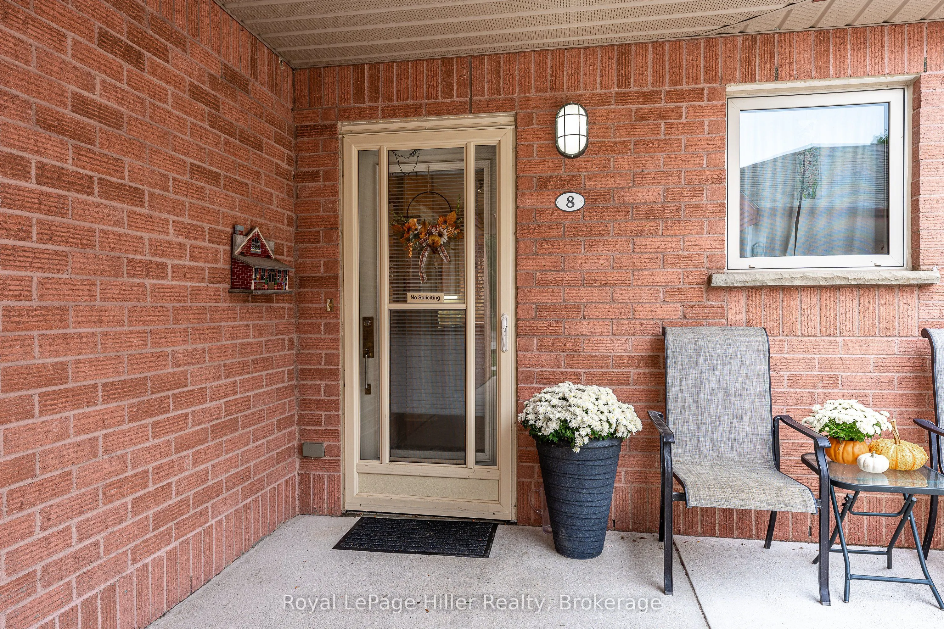 300 John Street S, #8