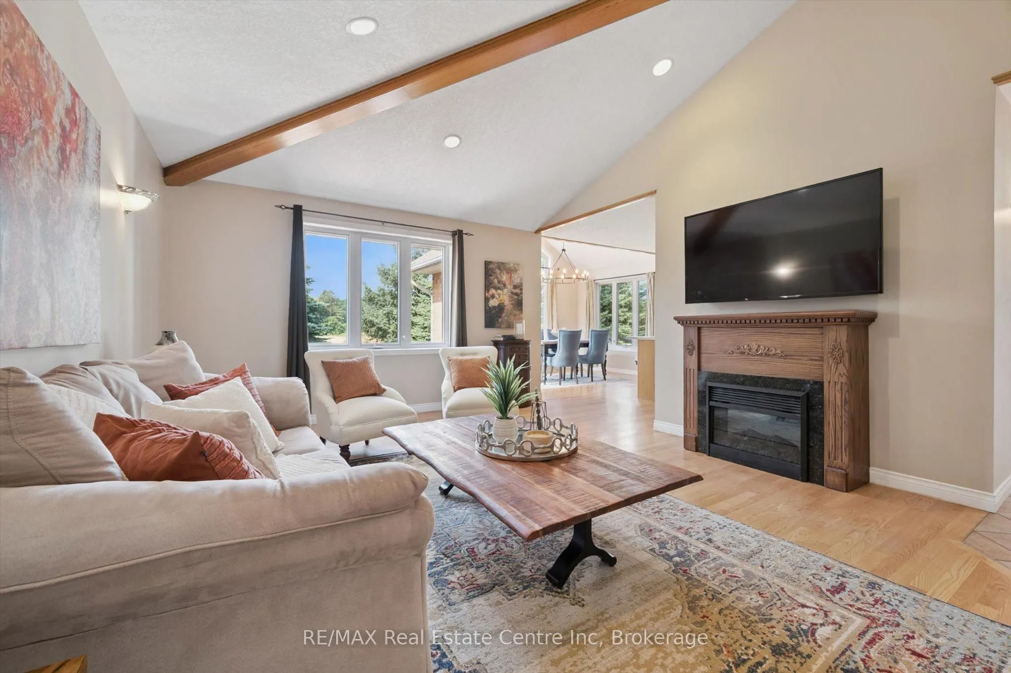 5044 WHITELAW Road