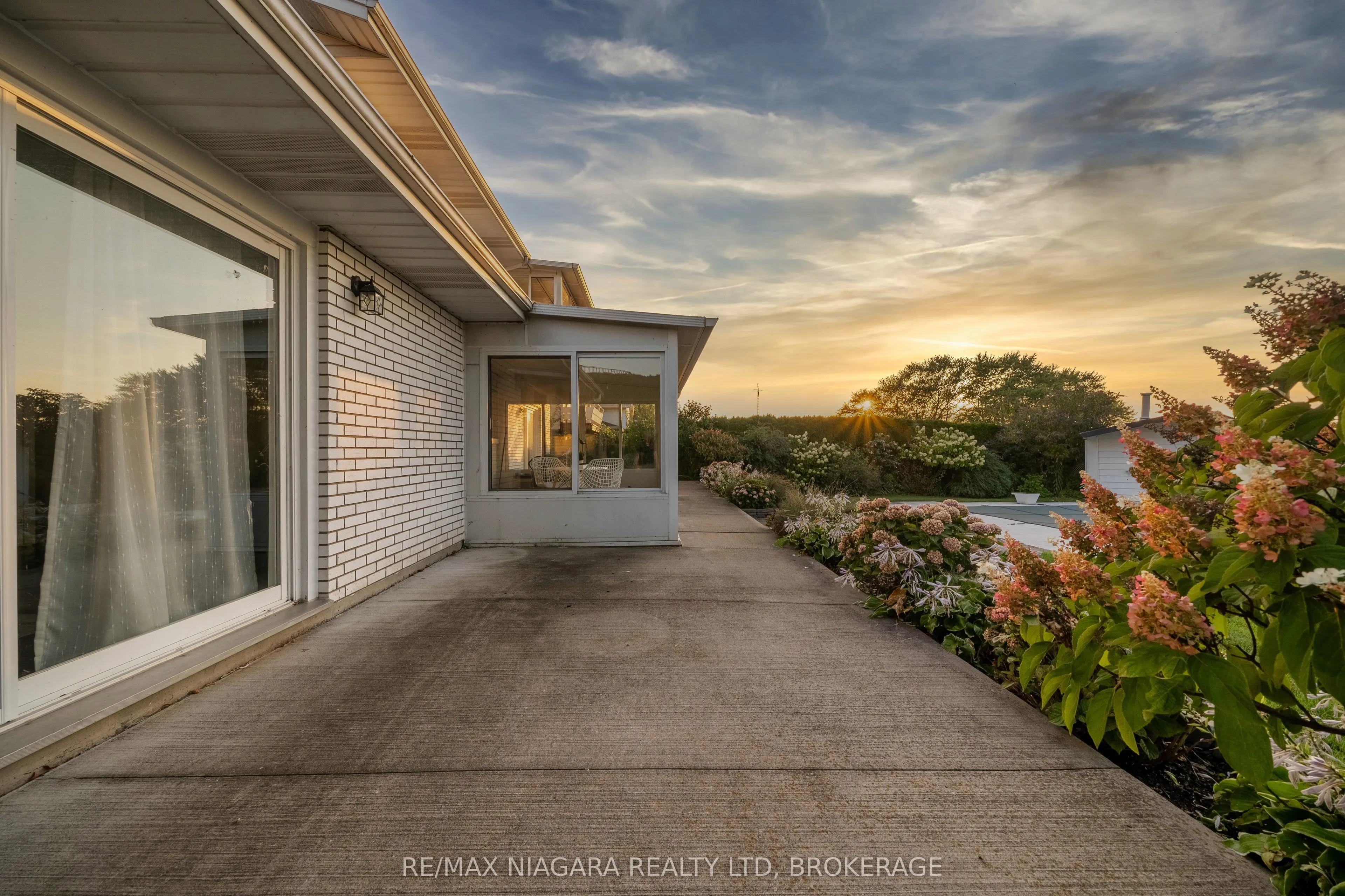 49 Royal York Road