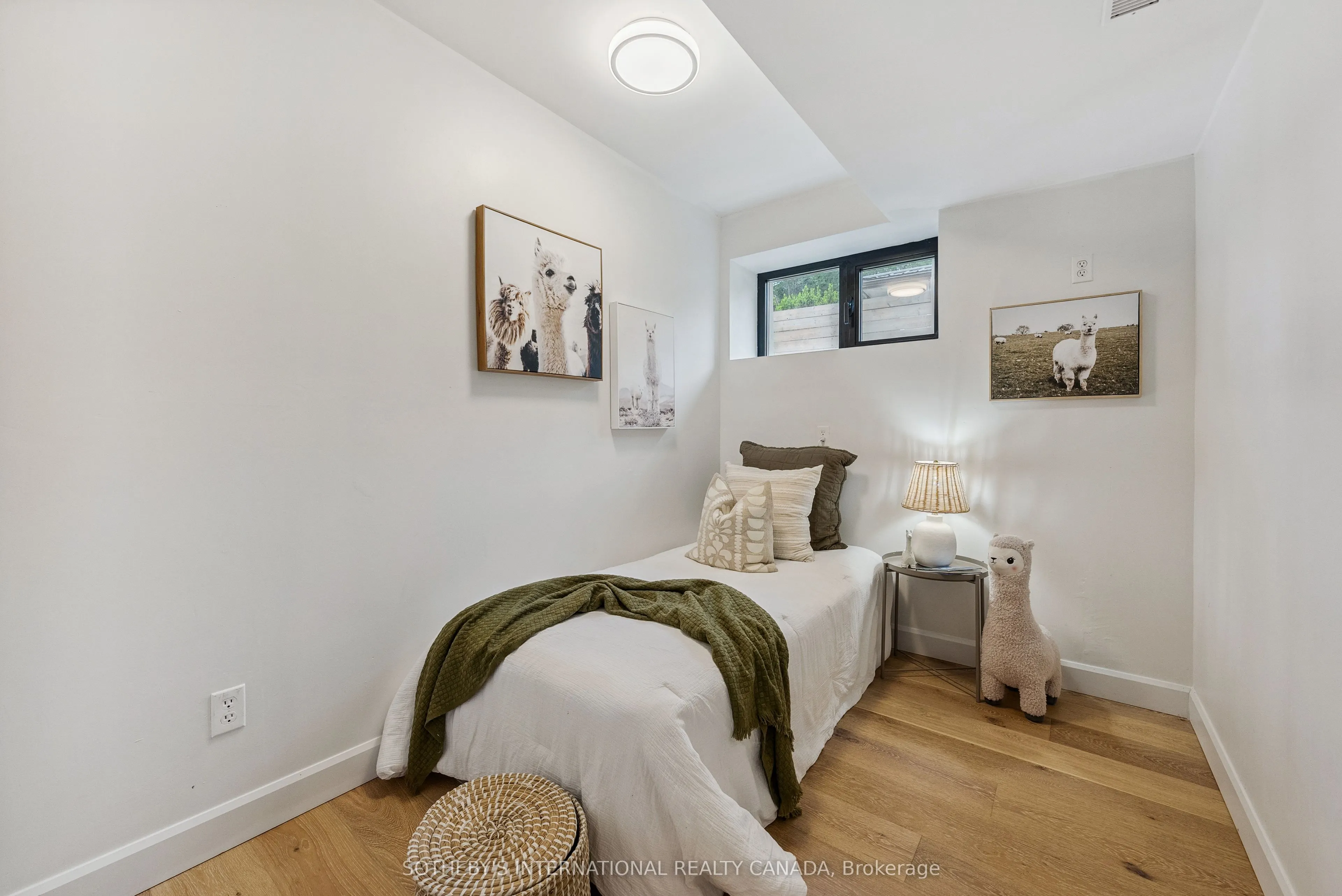 25 Silver Birch Street
