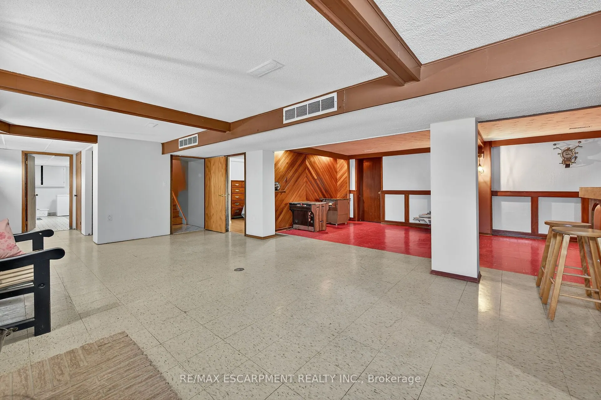 2320 HENDERSHOT Road