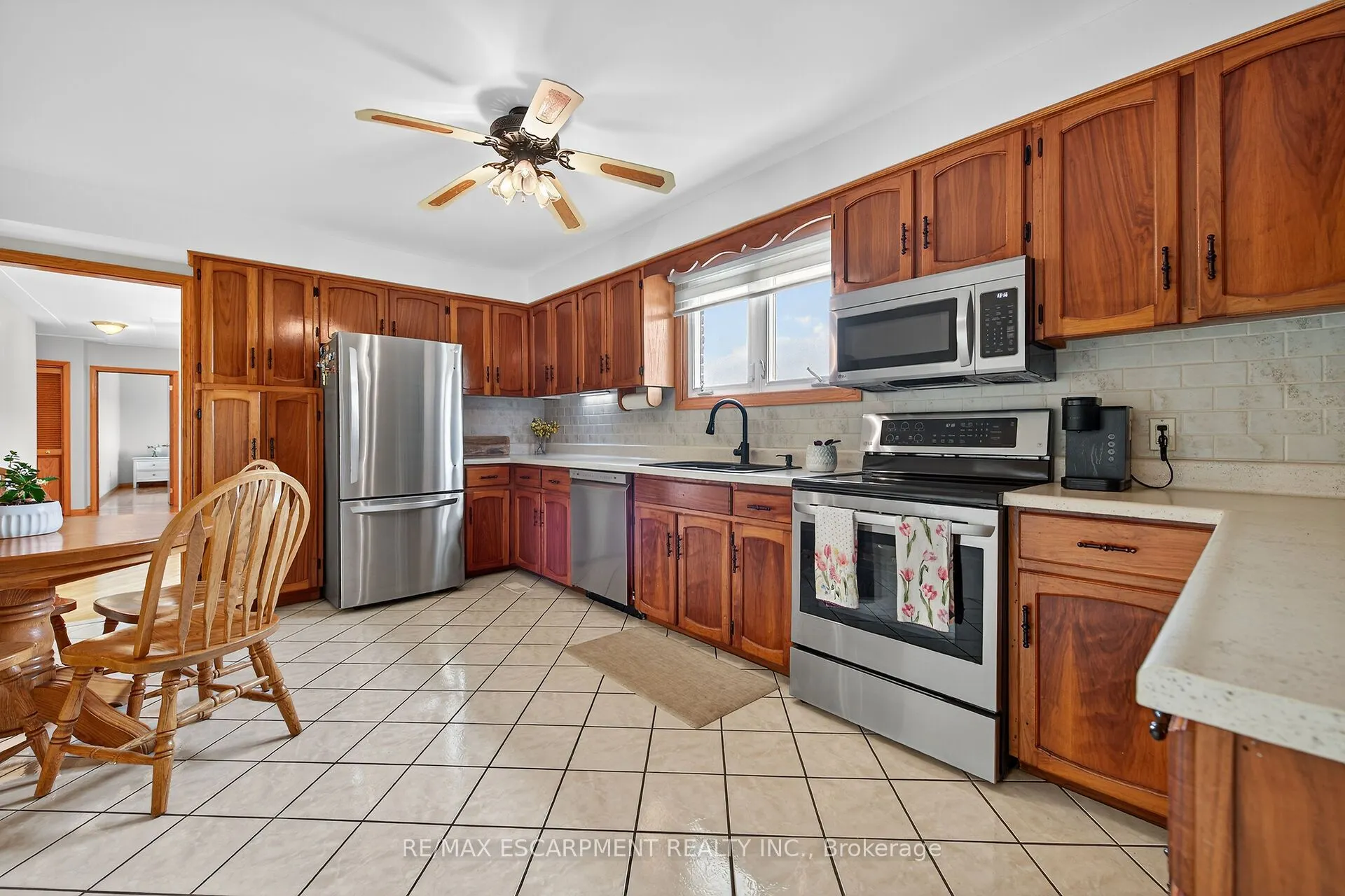 2320 HENDERSHOT Road