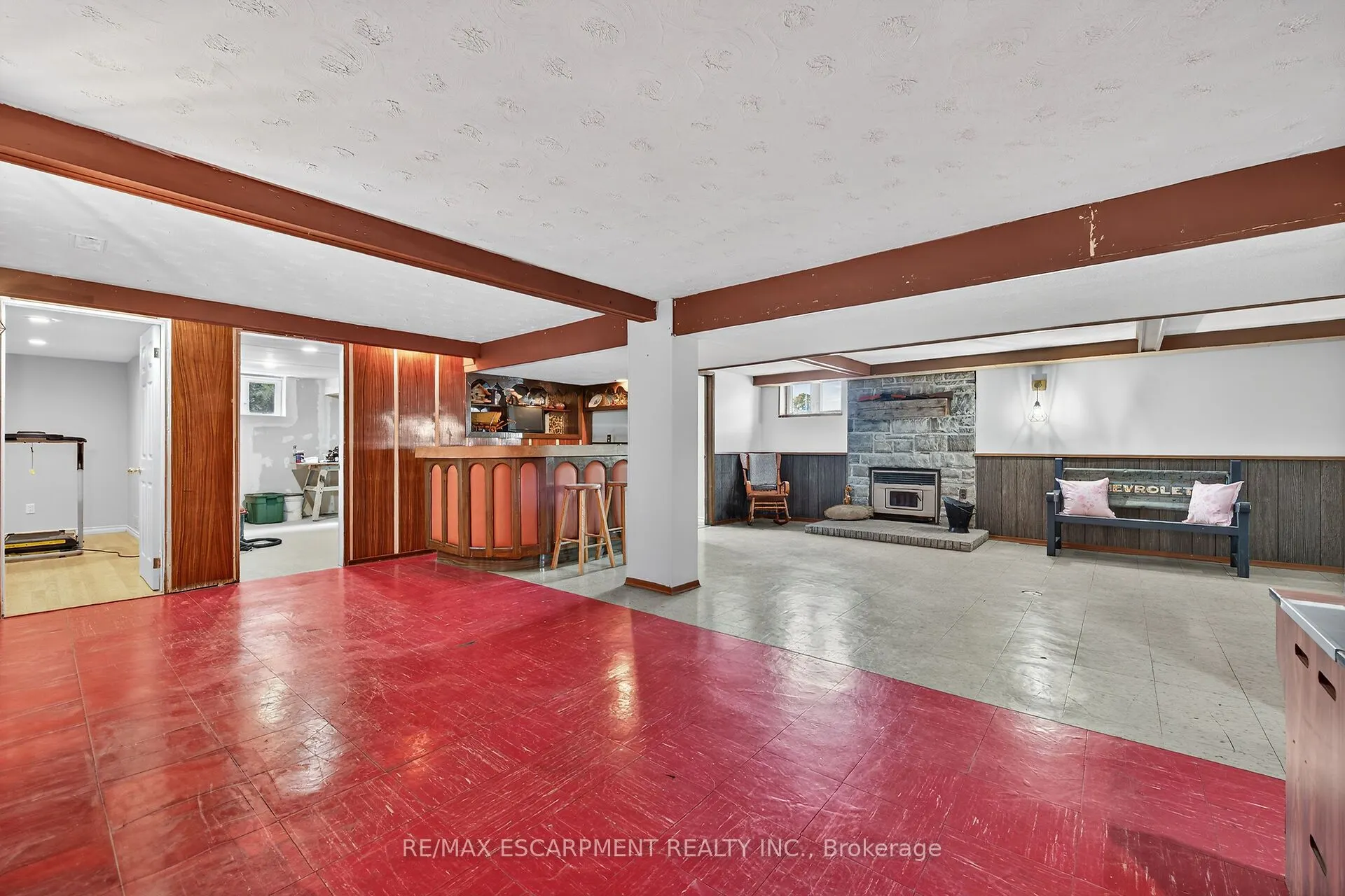 2320 HENDERSHOT Road