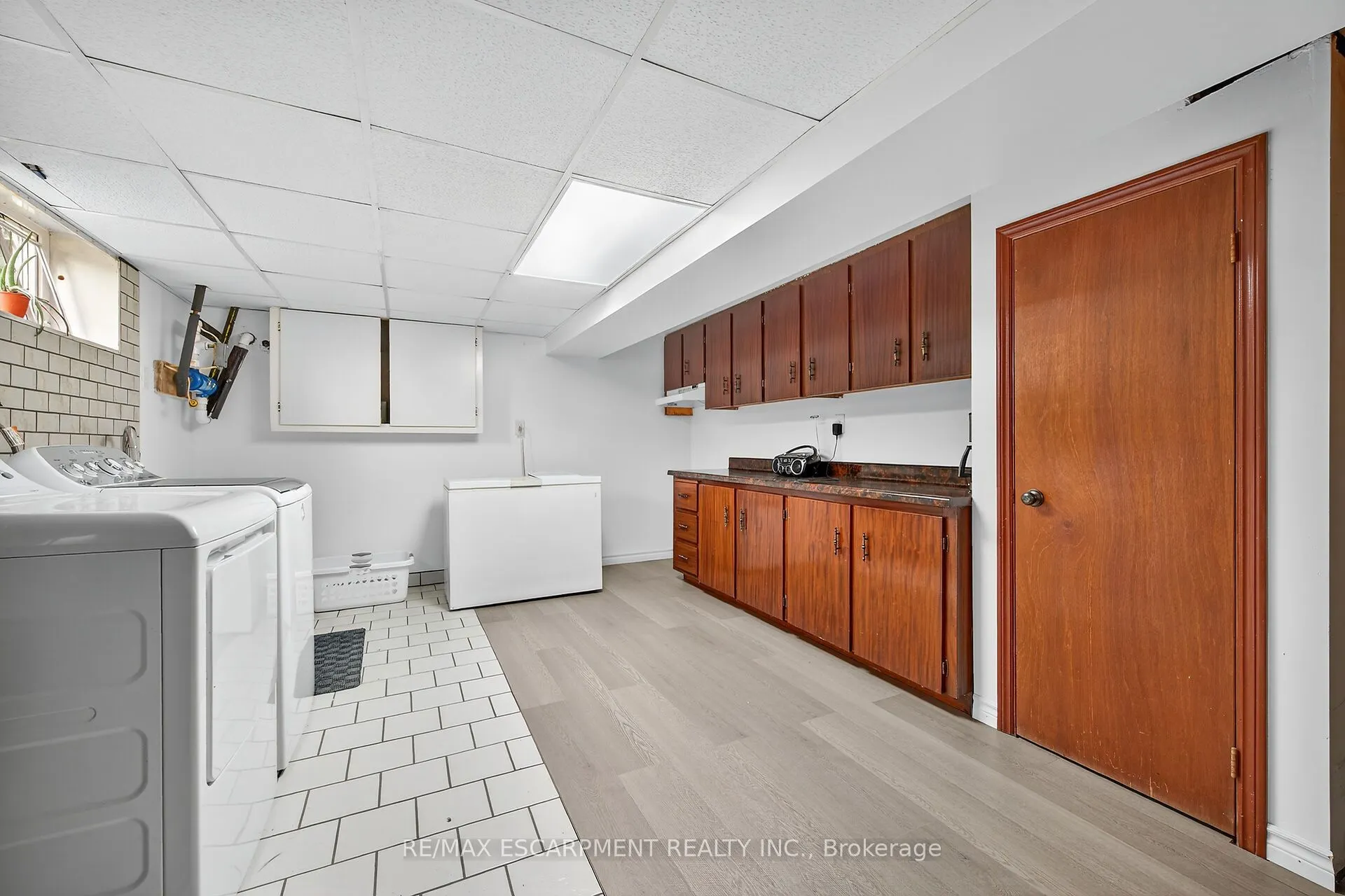 2320 HENDERSHOT Road