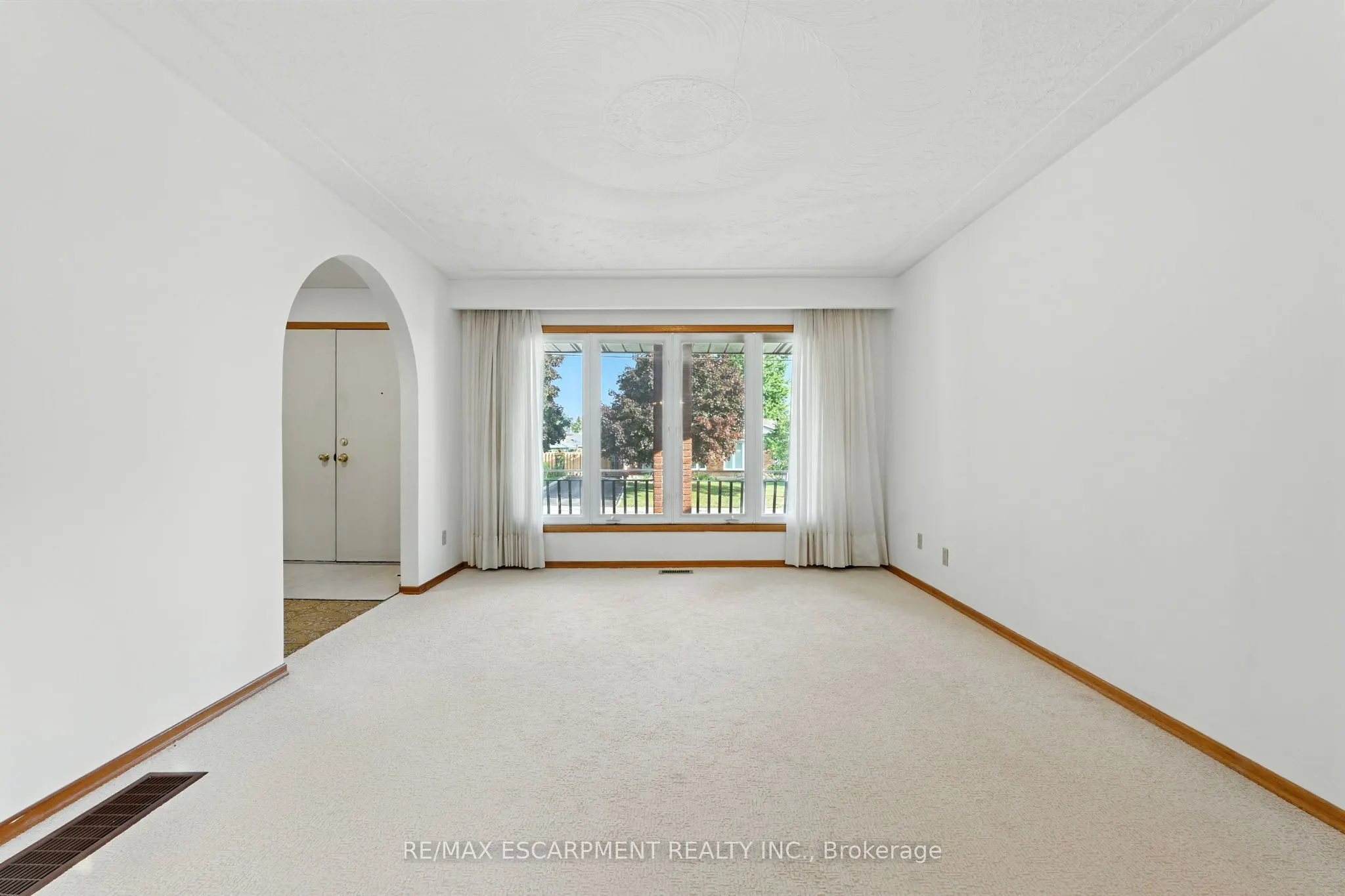100 Taymall Street