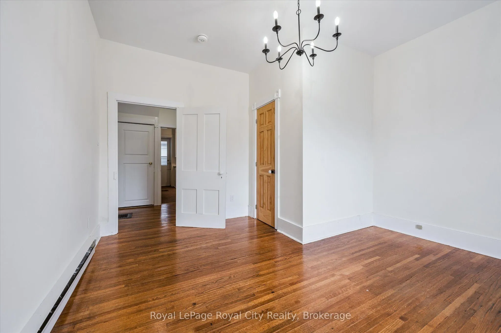 131 Metcalfe Street, #A