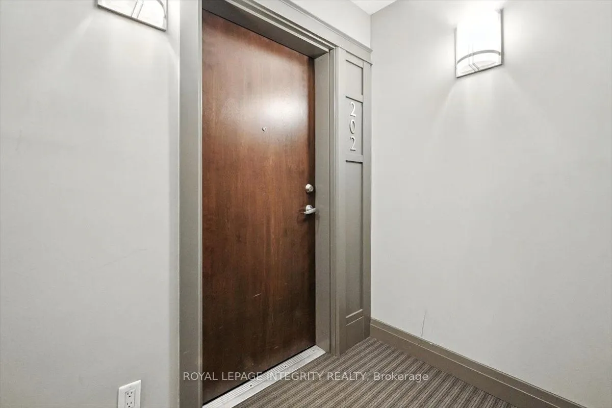 755 Beauparc Private, #202