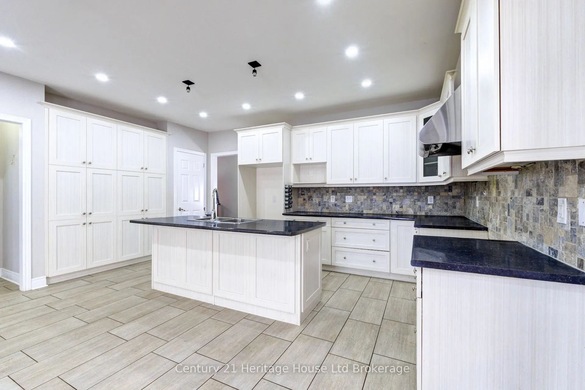 504 Baldwin Crescent