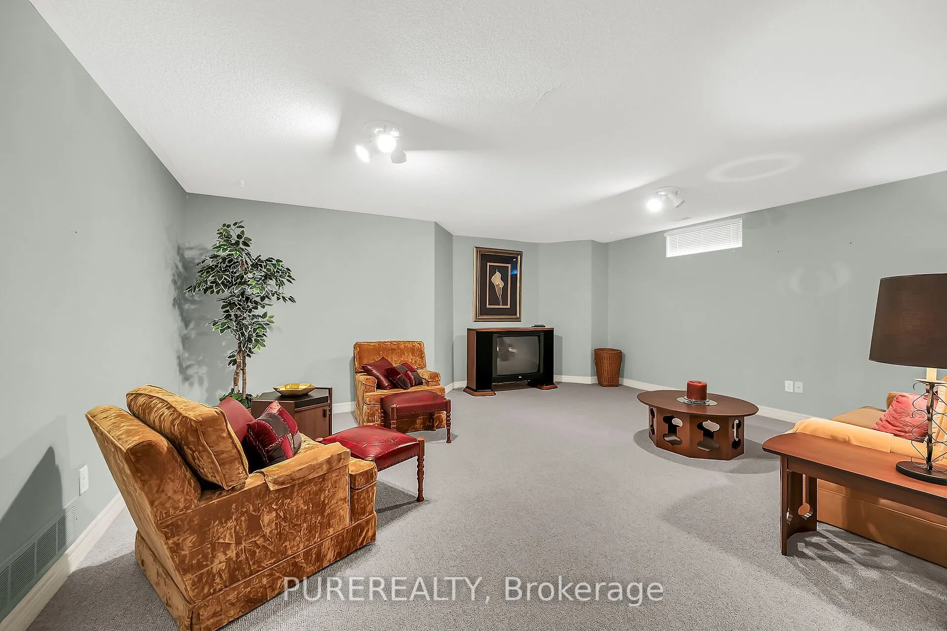 223 Greenbriar Road