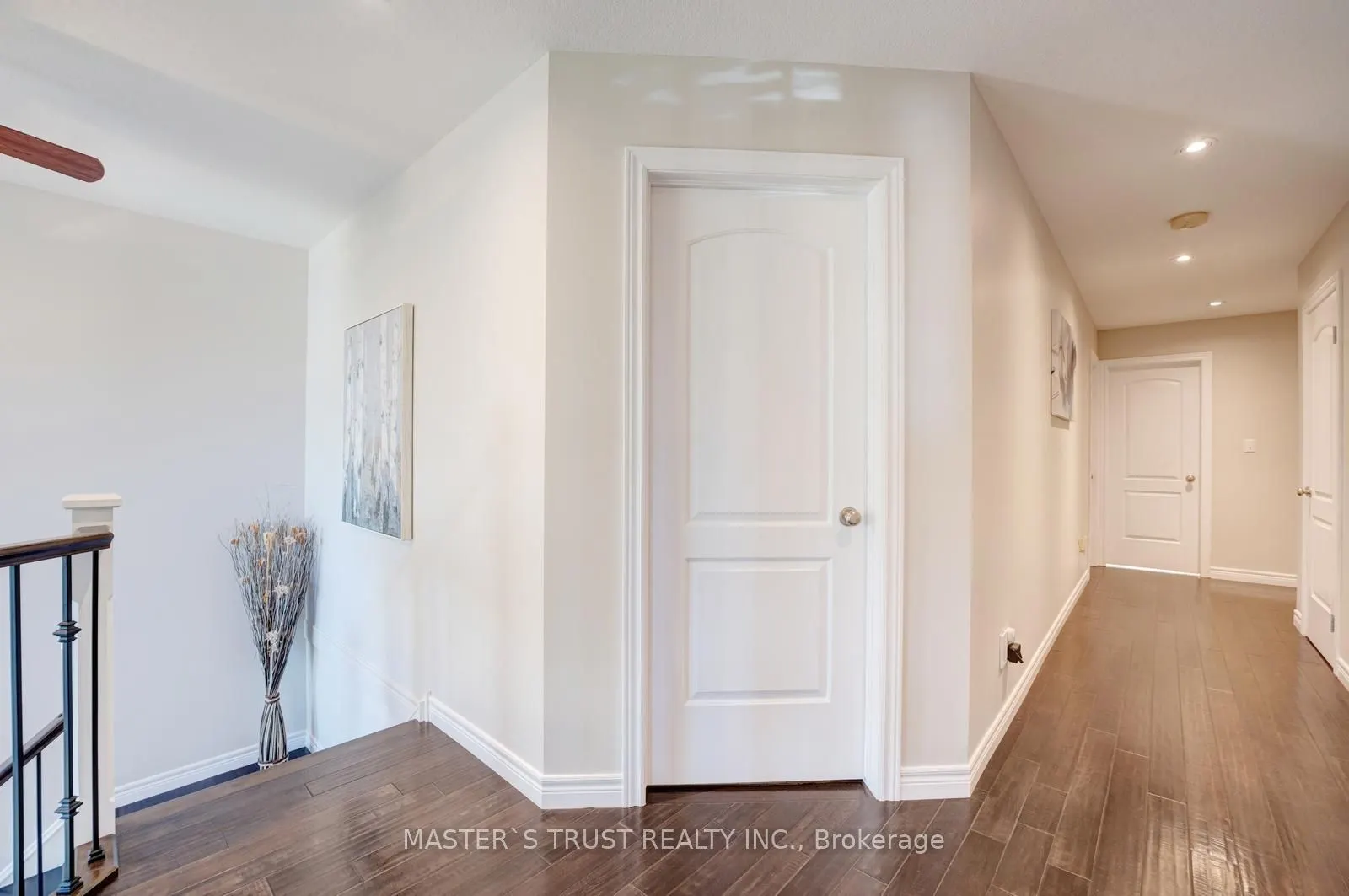 5 Howden Crescent