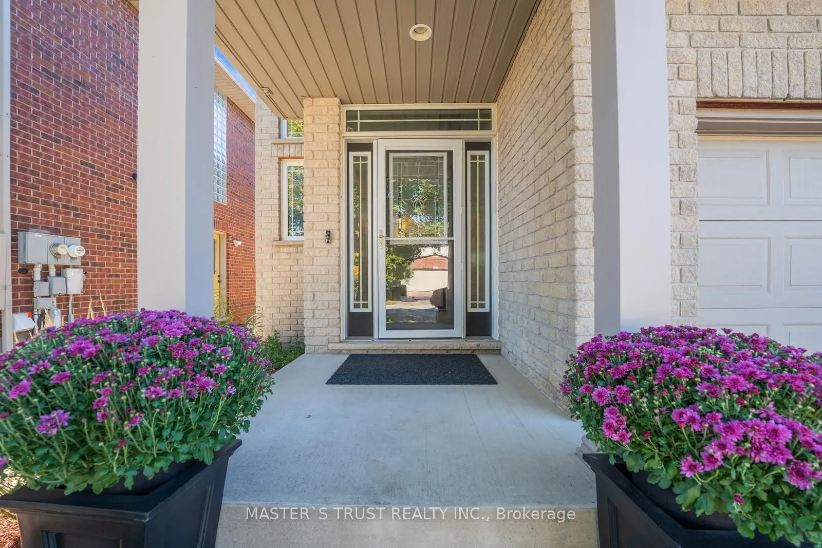 5 Howden Crescent