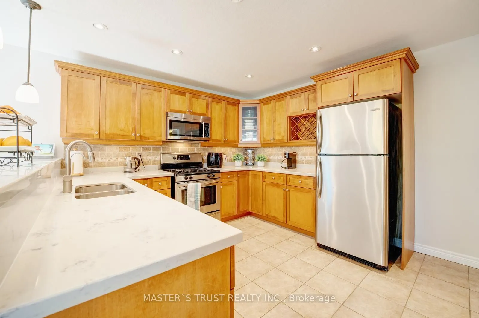 5 Howden Crescent