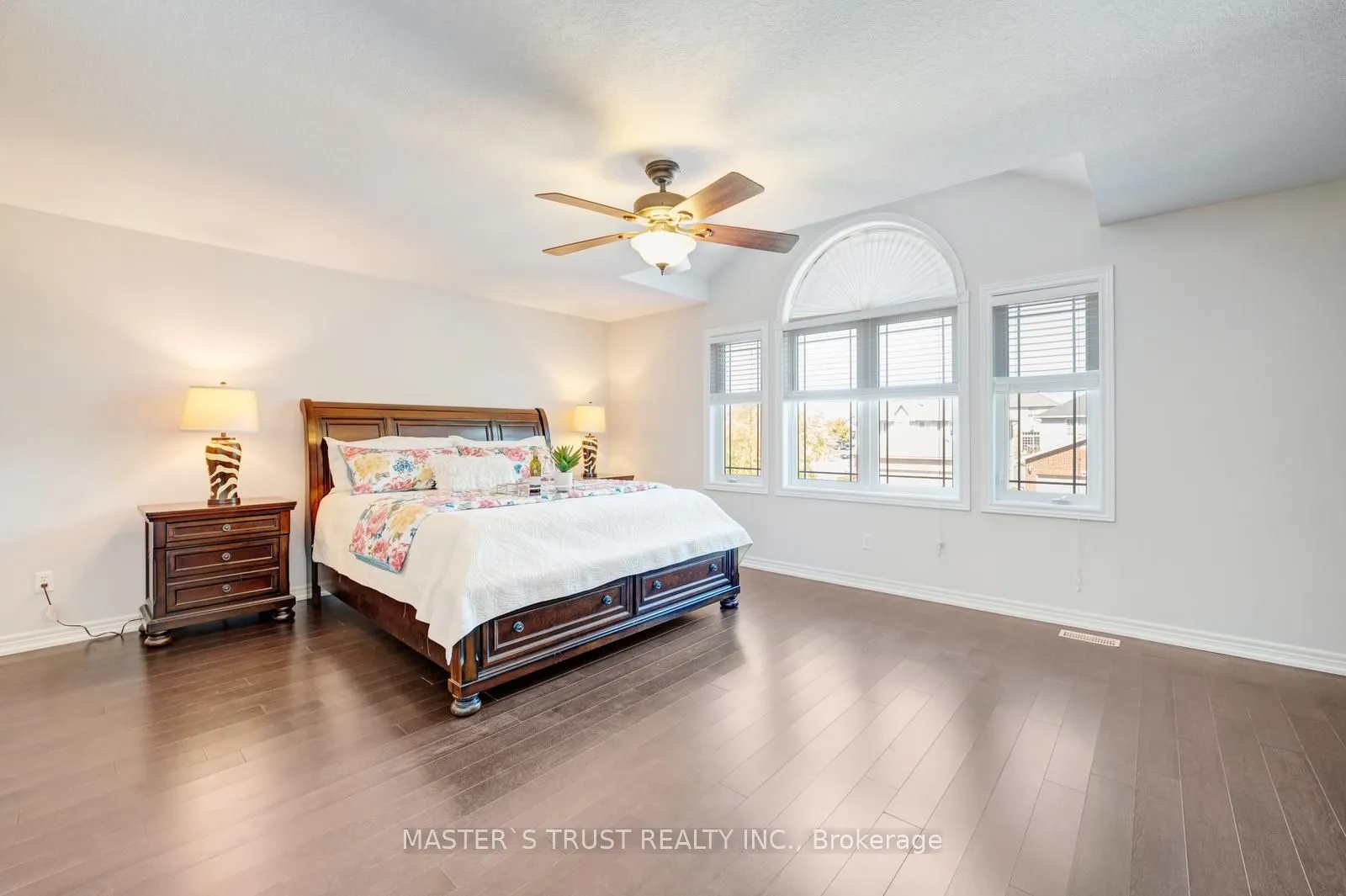 5 Howden Crescent