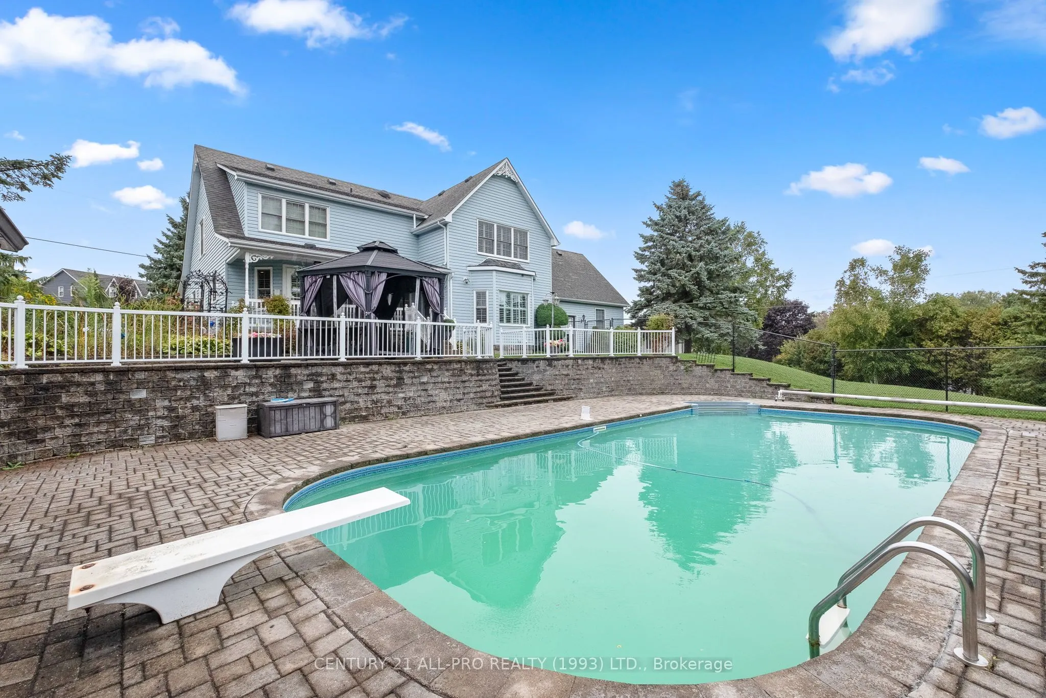 17 Forest Hill Drive Cobourg Drive
