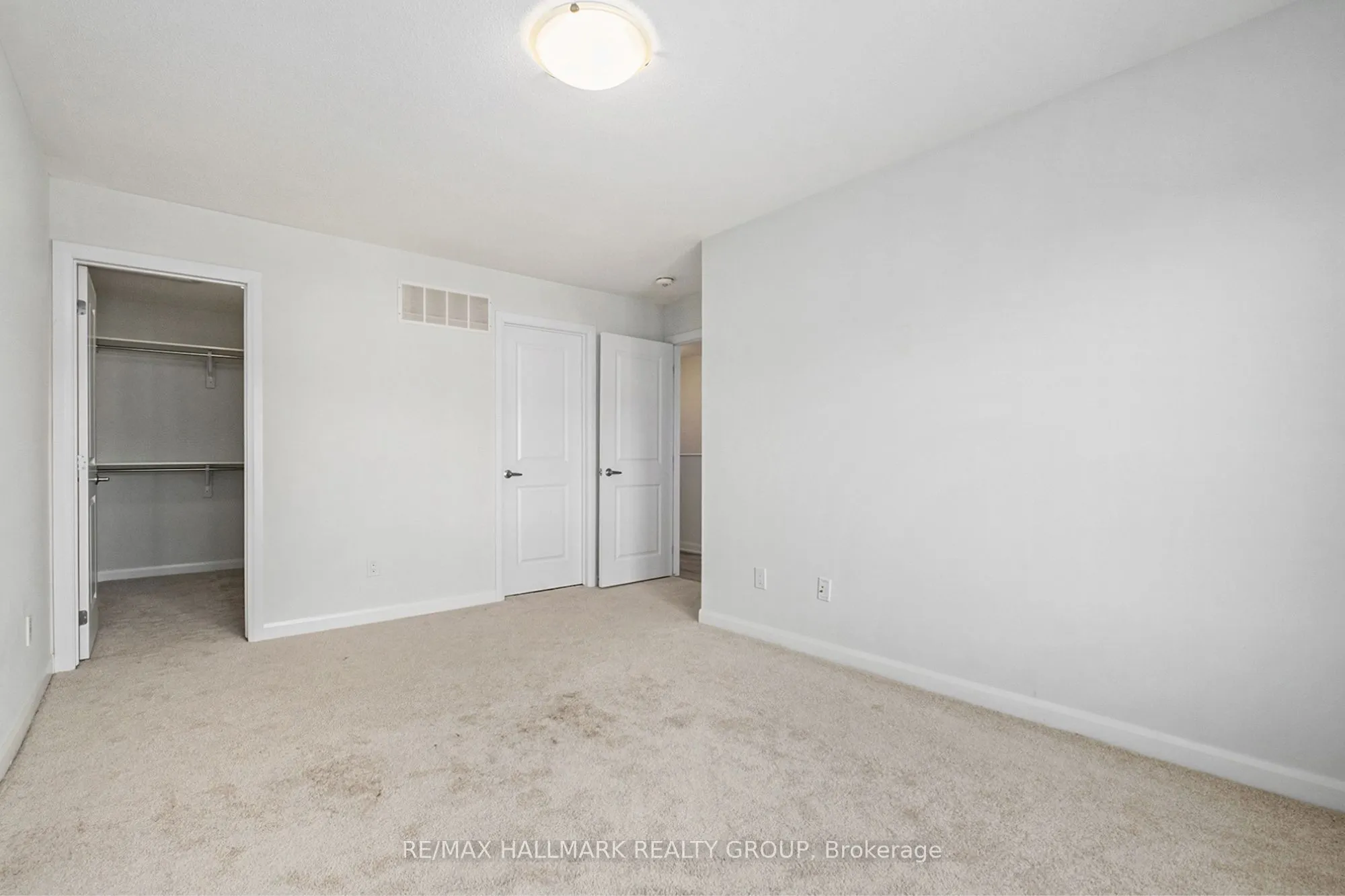 907 LIXNAW Court