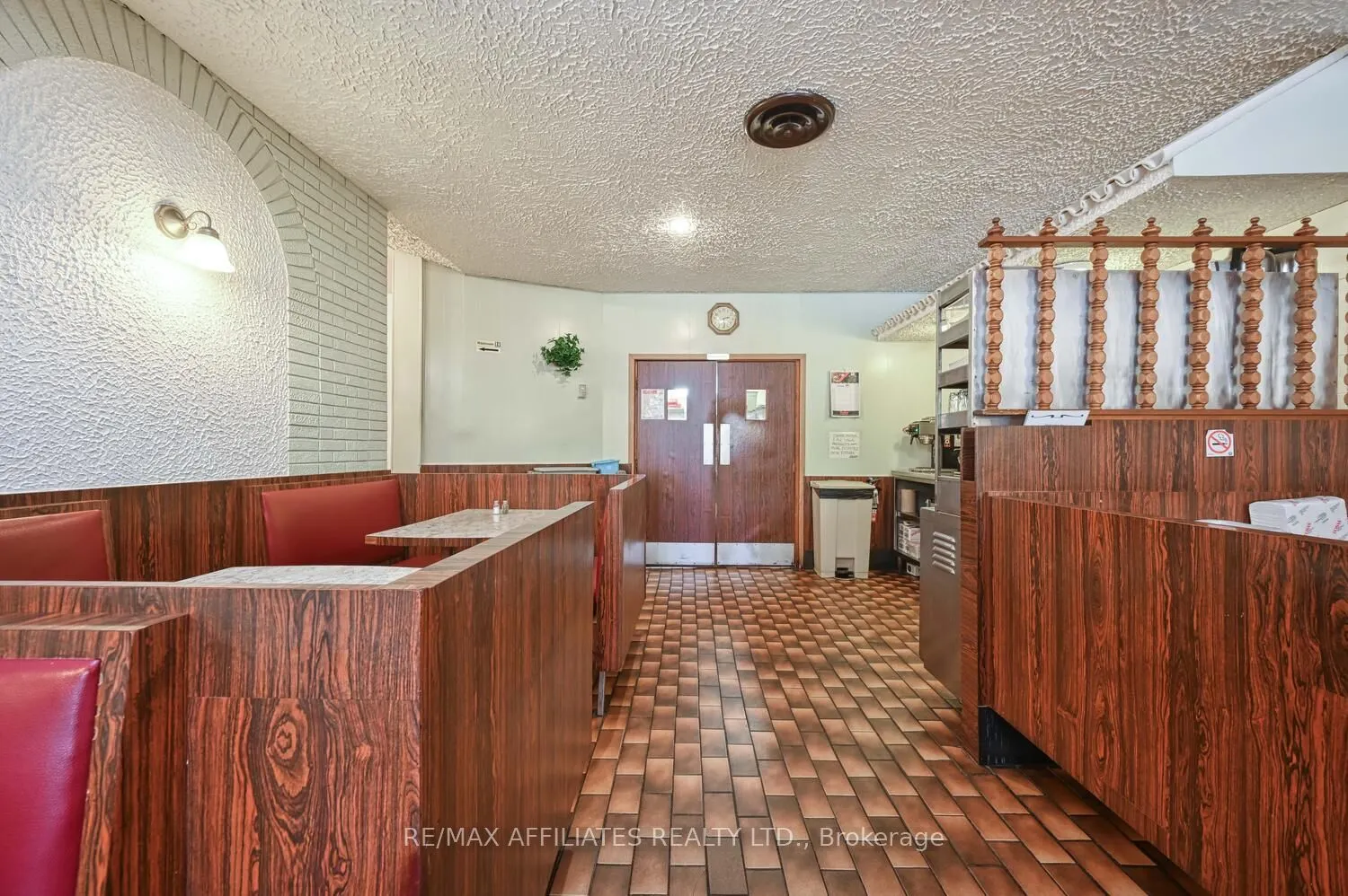 11 Beckwith Street S
