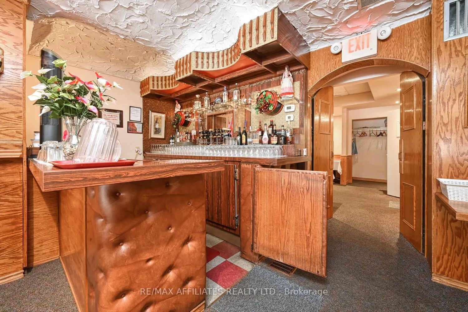 11 Beckwith Street S