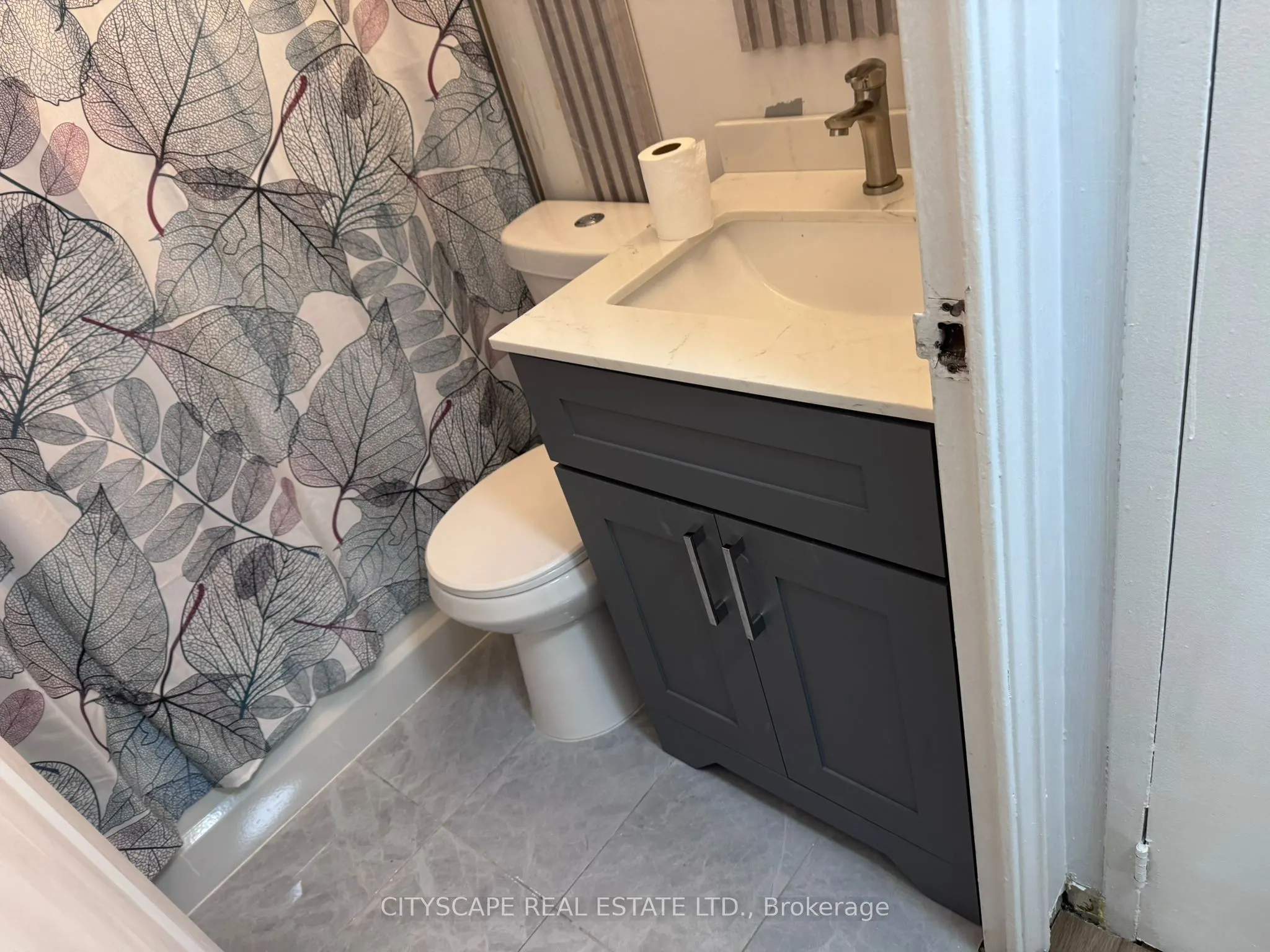1176 Hamilton Road, #203