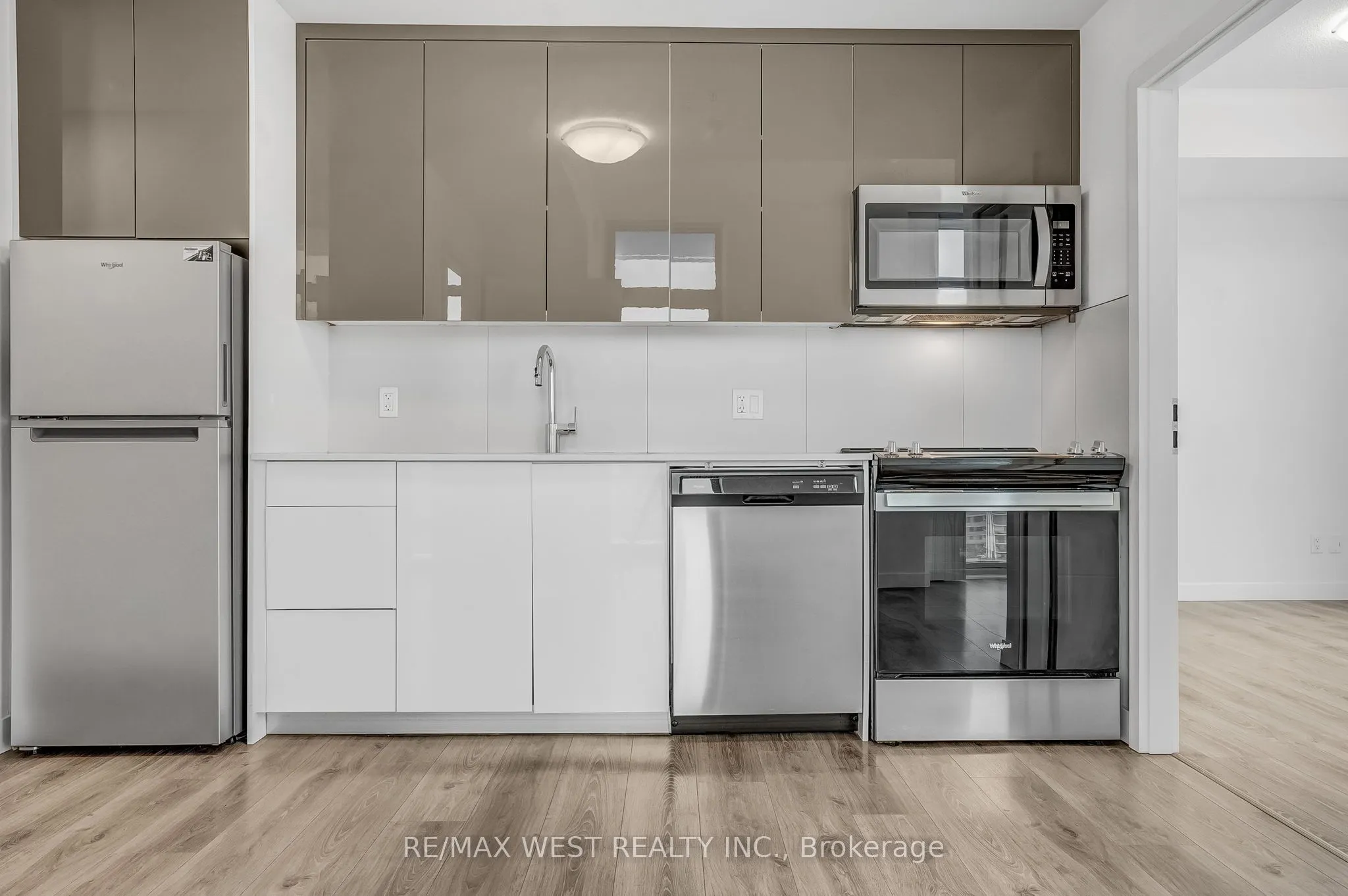 60 Frederick Street, #1409